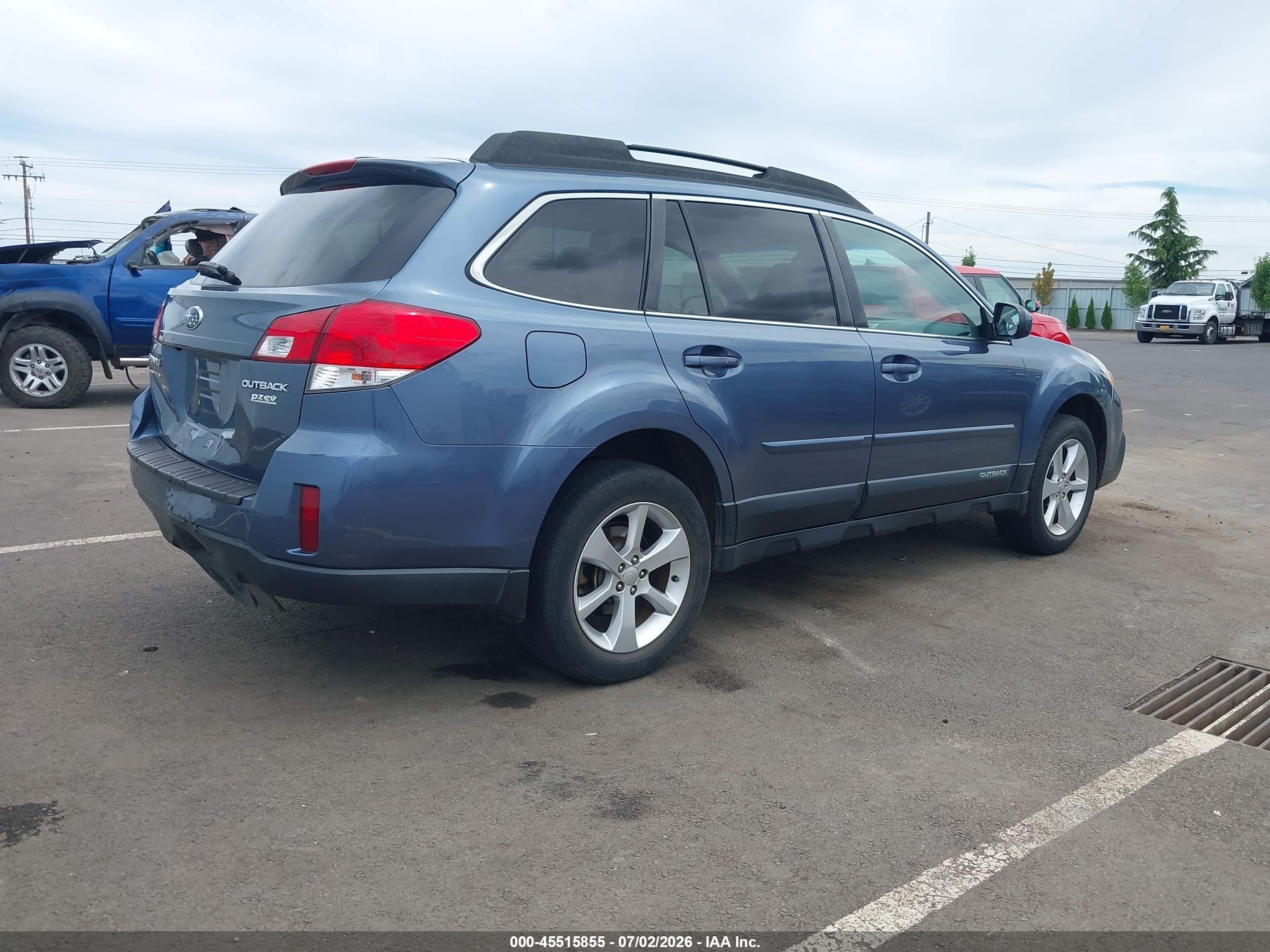 2013 Subaru Outback 2.5i Premium Light Blue vin: 4S4BRBGCXD3293528