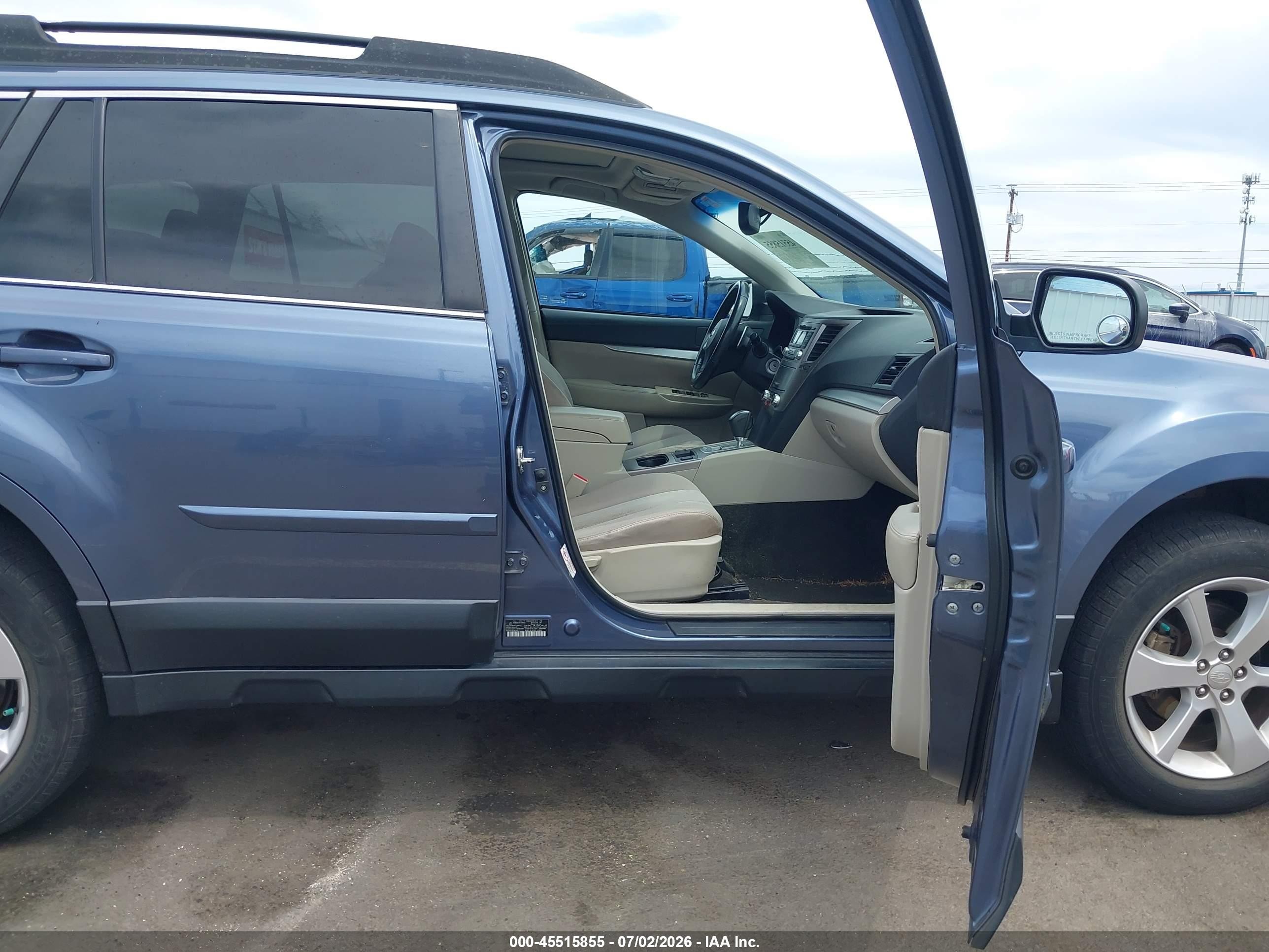 2013 Subaru Outback 2.5i Premium Light Blue vin: 4S4BRBGCXD3293528