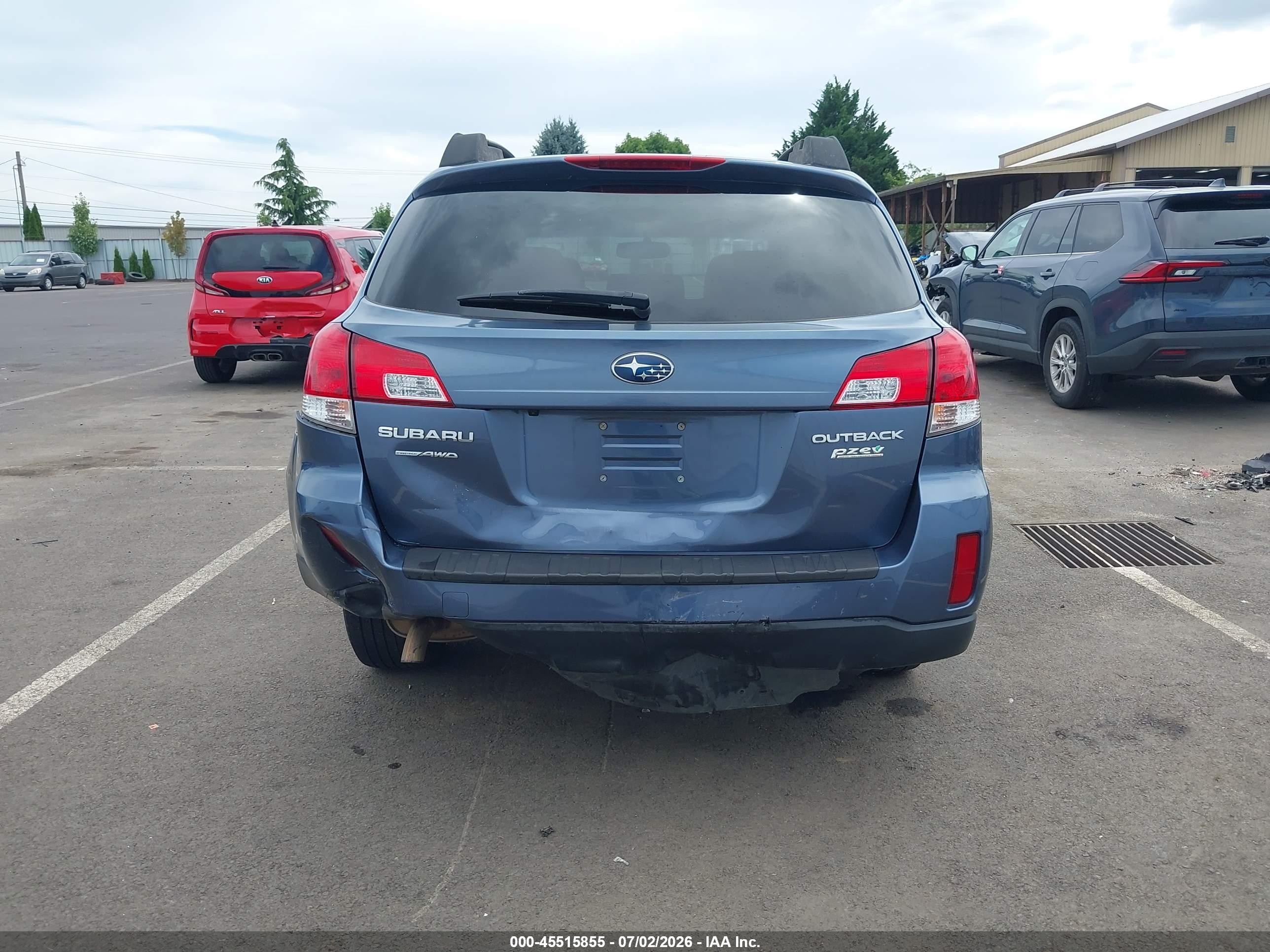 2013 Subaru Outback 2.5i Premium Light Blue vin: 4S4BRBGCXD3293528