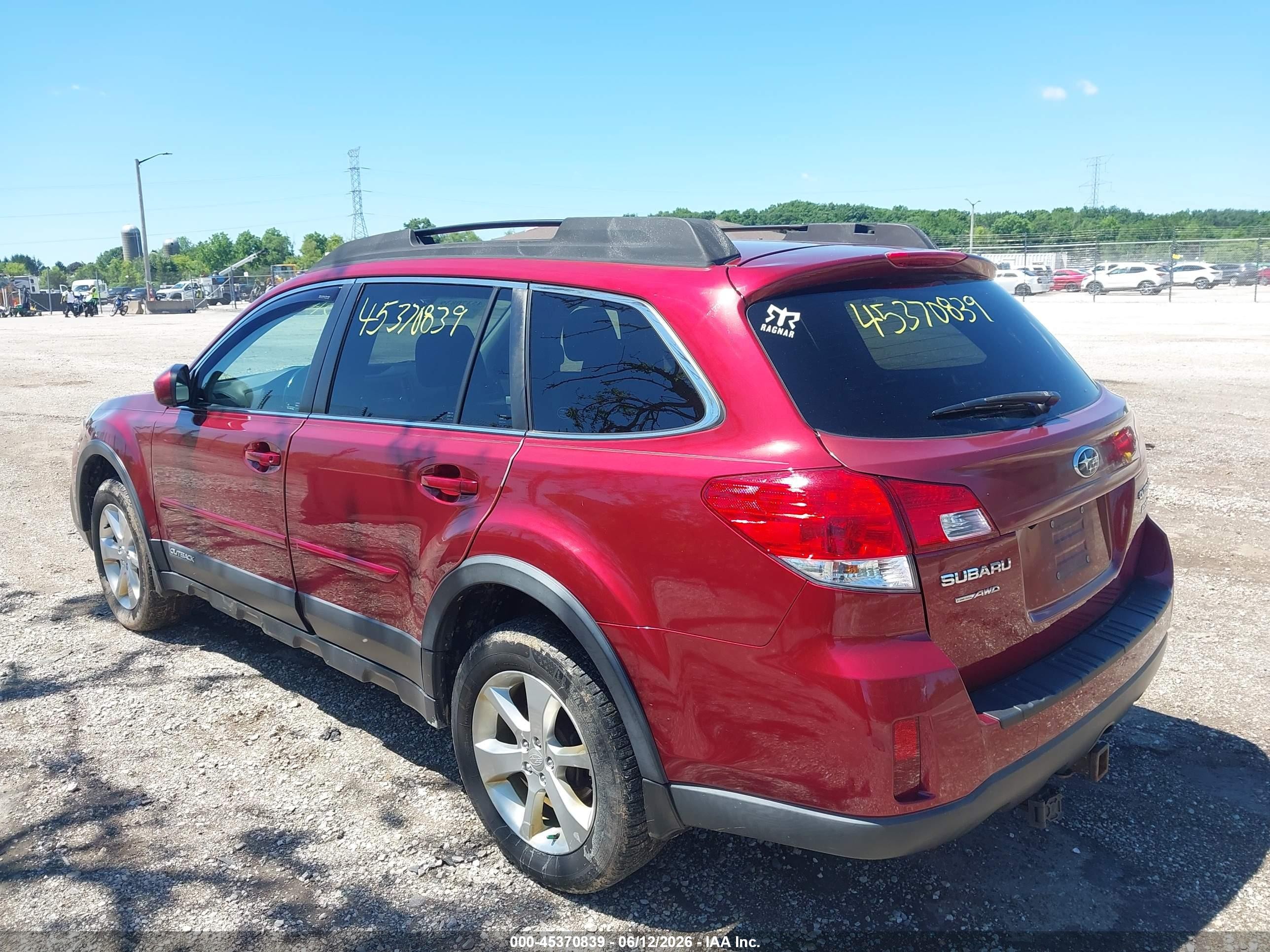 2013 Subaru Outback 2.5i Premium Red vin: 4S4BRBGCXD3319254