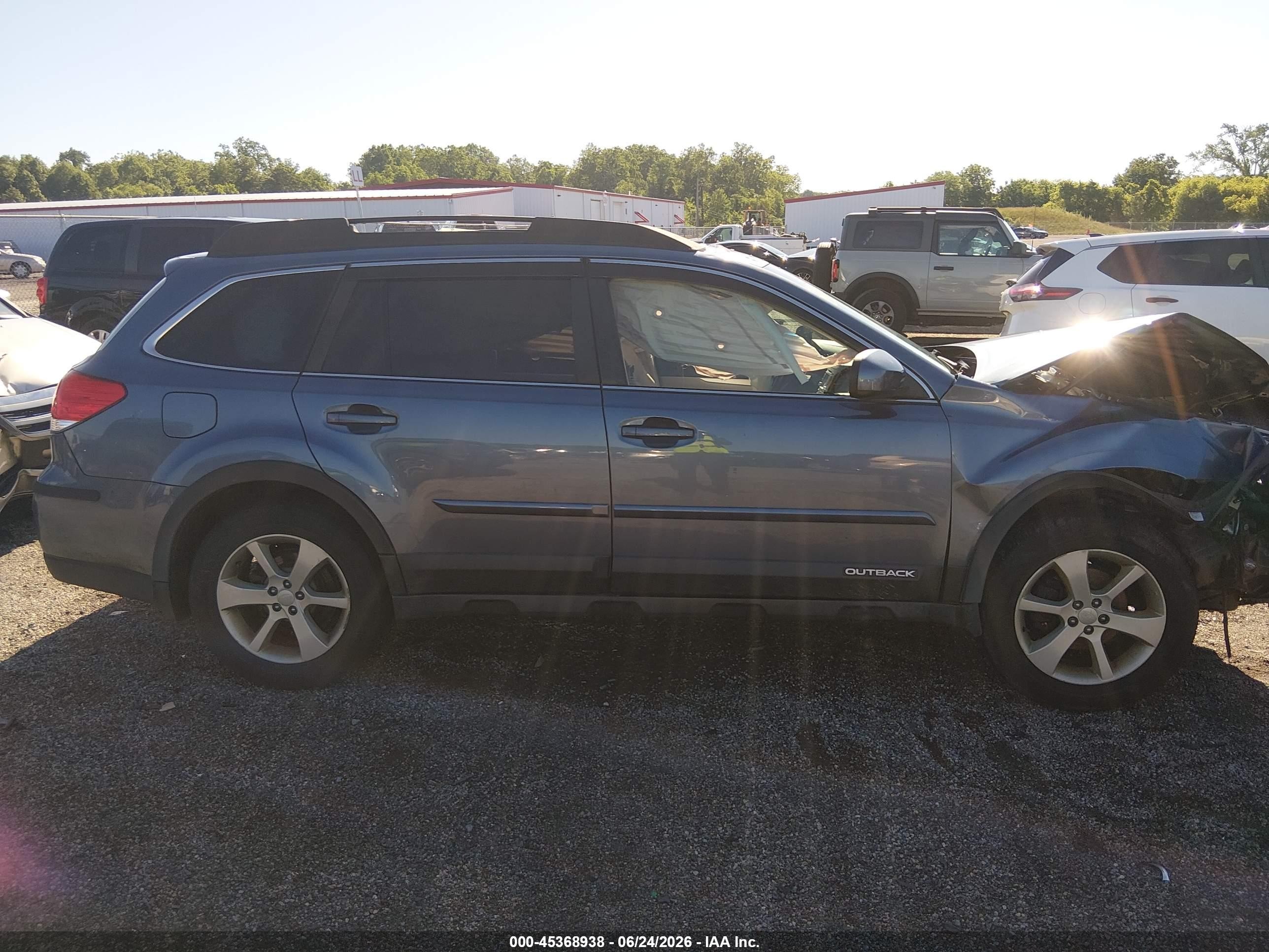 2013 Subaru Outback 2.5i Premium Синий vin: 4S4BRBHC4D3242394