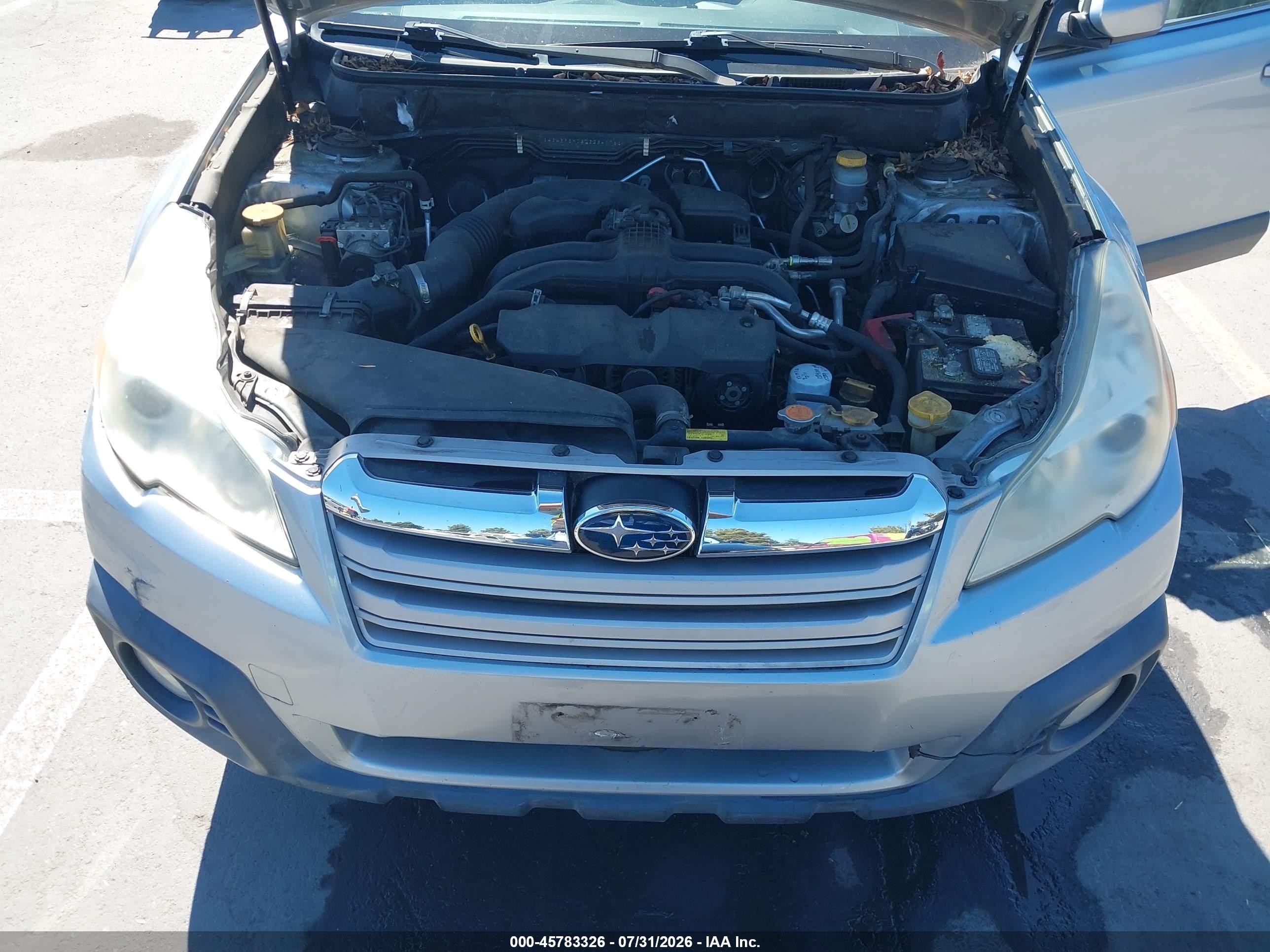 2013 Subaru Outback 2.5i Premium Silver vin: 4S4BRBHC6D3284176