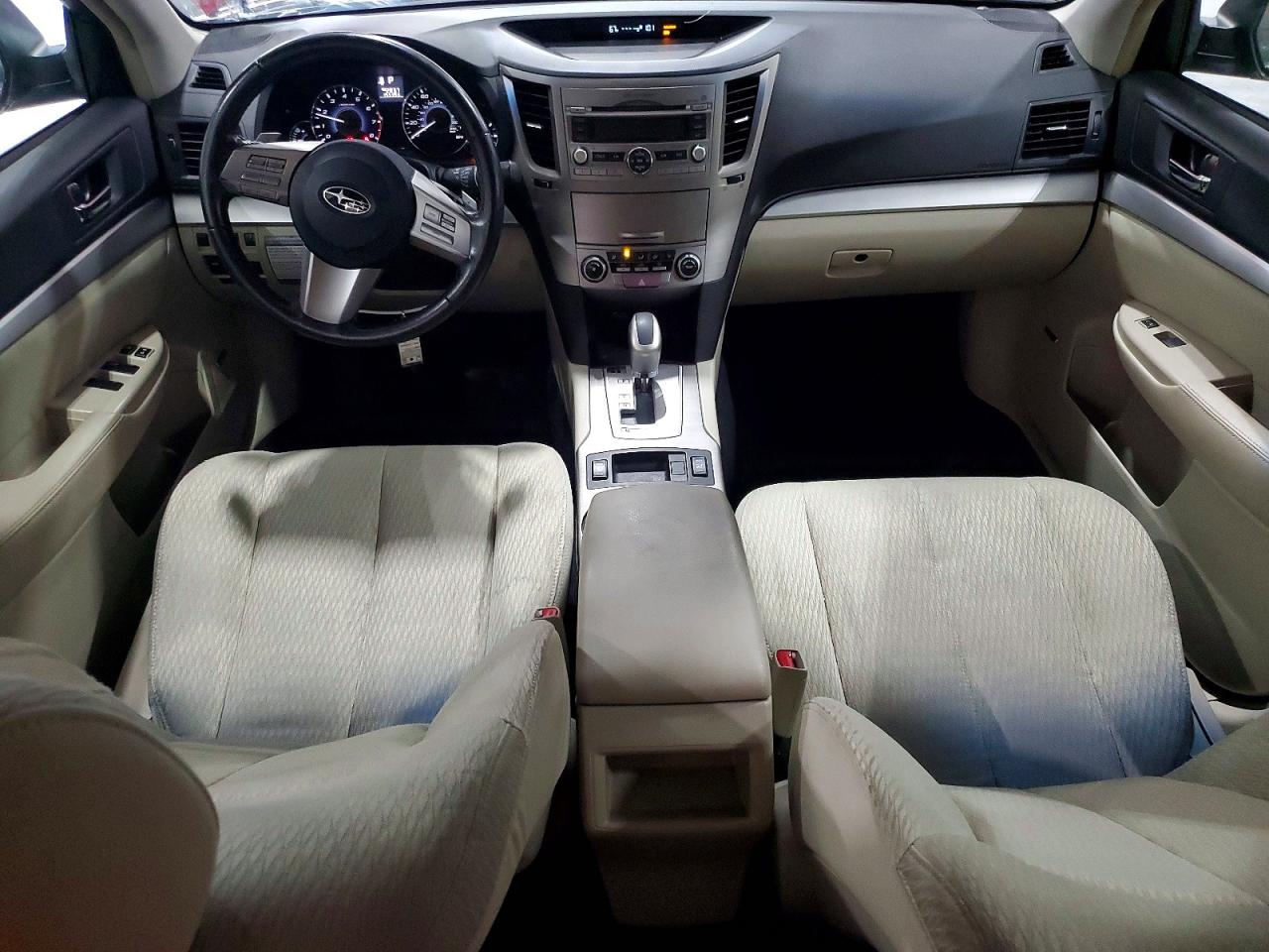 2011 Subaru Outback 2.5i Premium Burgundy vin: 4S4BRBHC8B3352796