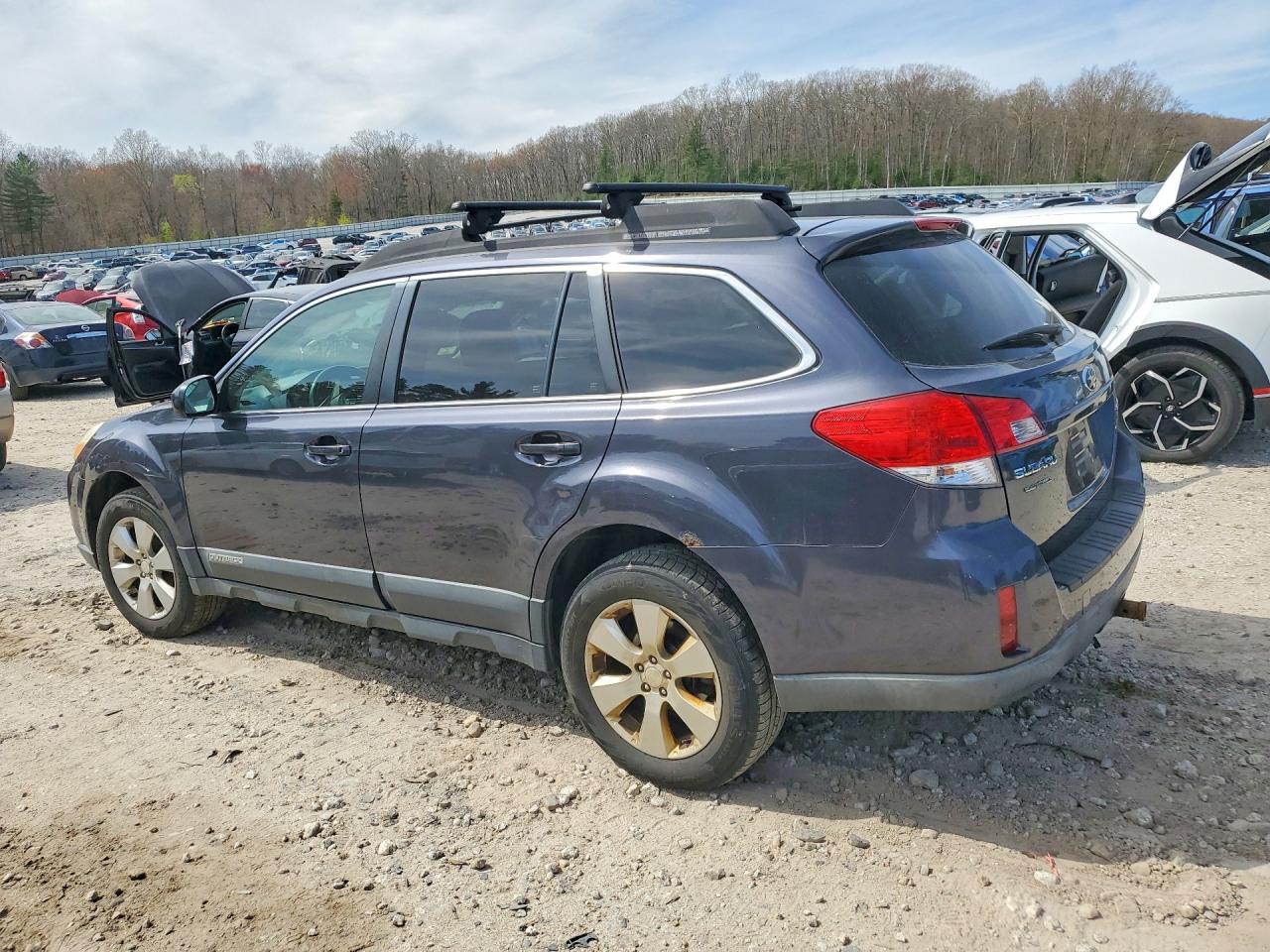 2010 Subaru Outback 2.5i Limited Gray vin: 4S4BRBJC0A3380701