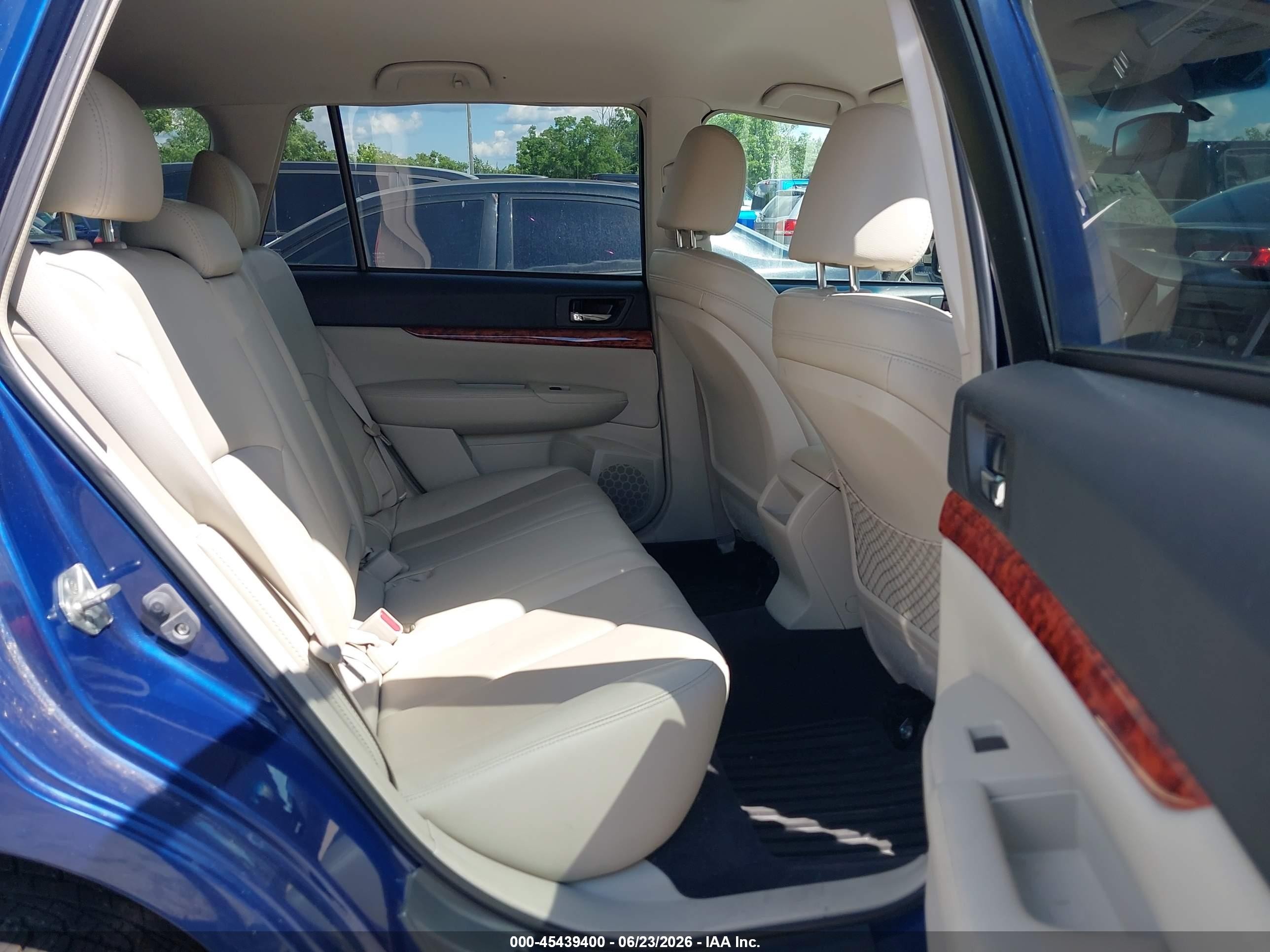 2010 Subaru Outback 2.5i Limited Blue vin: 4S4BRBJC2A3344430