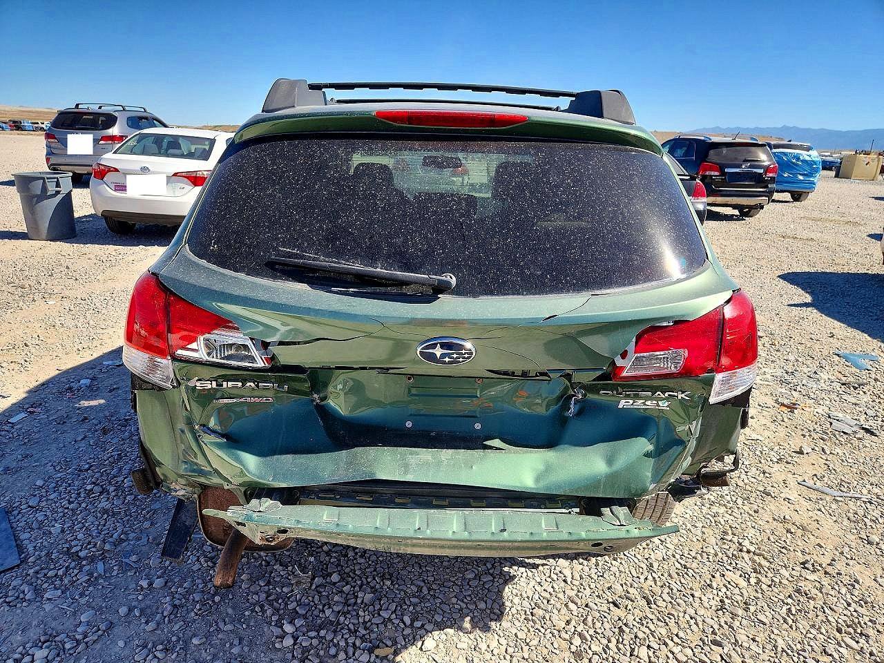 2010 Subaru Outback 2.5i Limited Green vin: 4S4BRBJC2A3361258