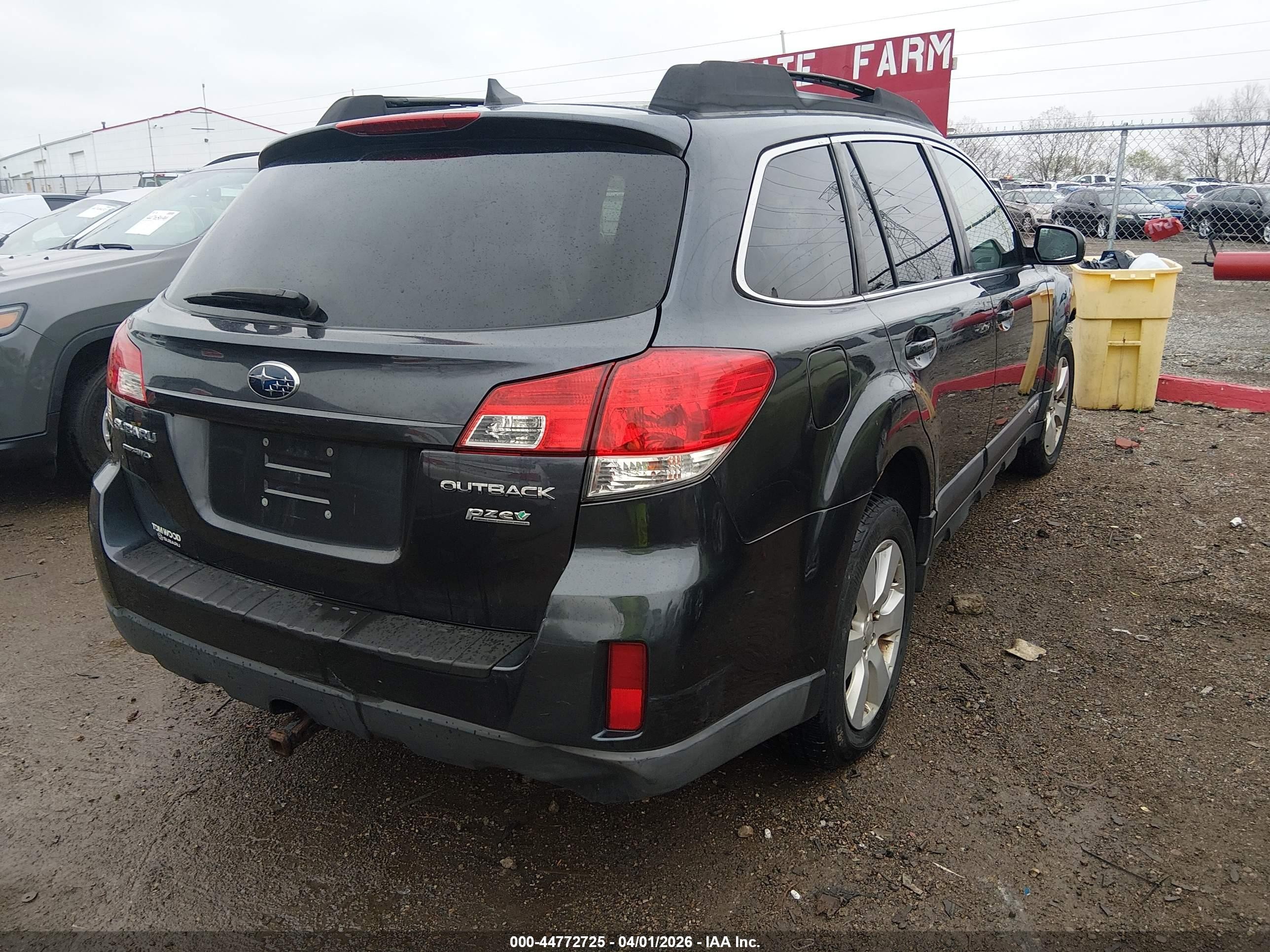 2011 Subaru Outback 2.5i Limited Gray vin: 4S4BRBJC2B3338919