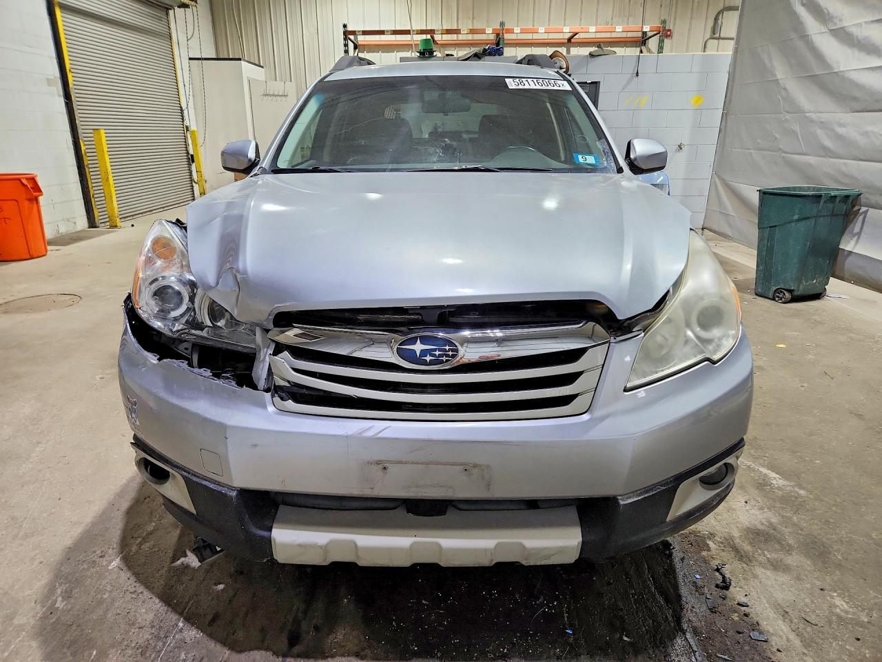 2012 Subaru Outback 2.5i Limited Silver vin: 4S4BRBJC3C3260393
