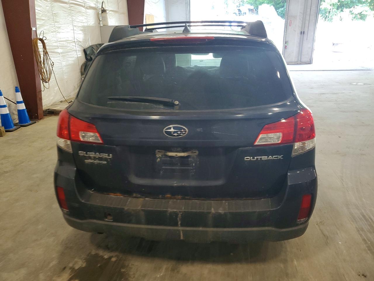2013 Subaru Outback 2.5i Limited Blue vin: 4S4BRBJC3D3317046