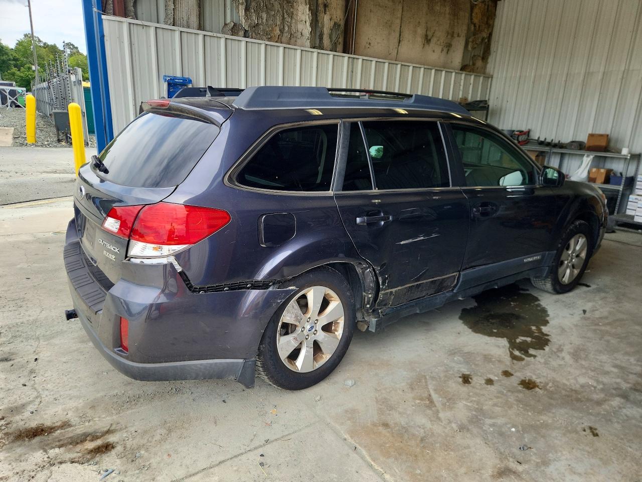 2012 Subaru Outback 2.5i Limited Charcoal vin: 4S4BRBJC4C3213521