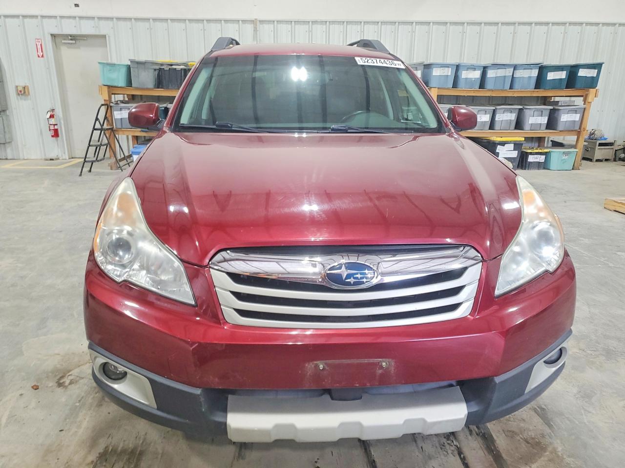 2012 Subaru Outback 2.5i Limited Red vin: 4S4BRBJC4C3271385