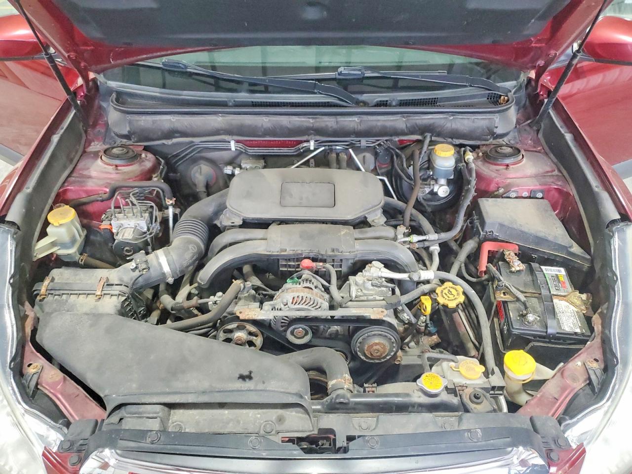 2012 Subaru Outback 2.5i Limited Red vin: 4S4BRBJC4C3271385