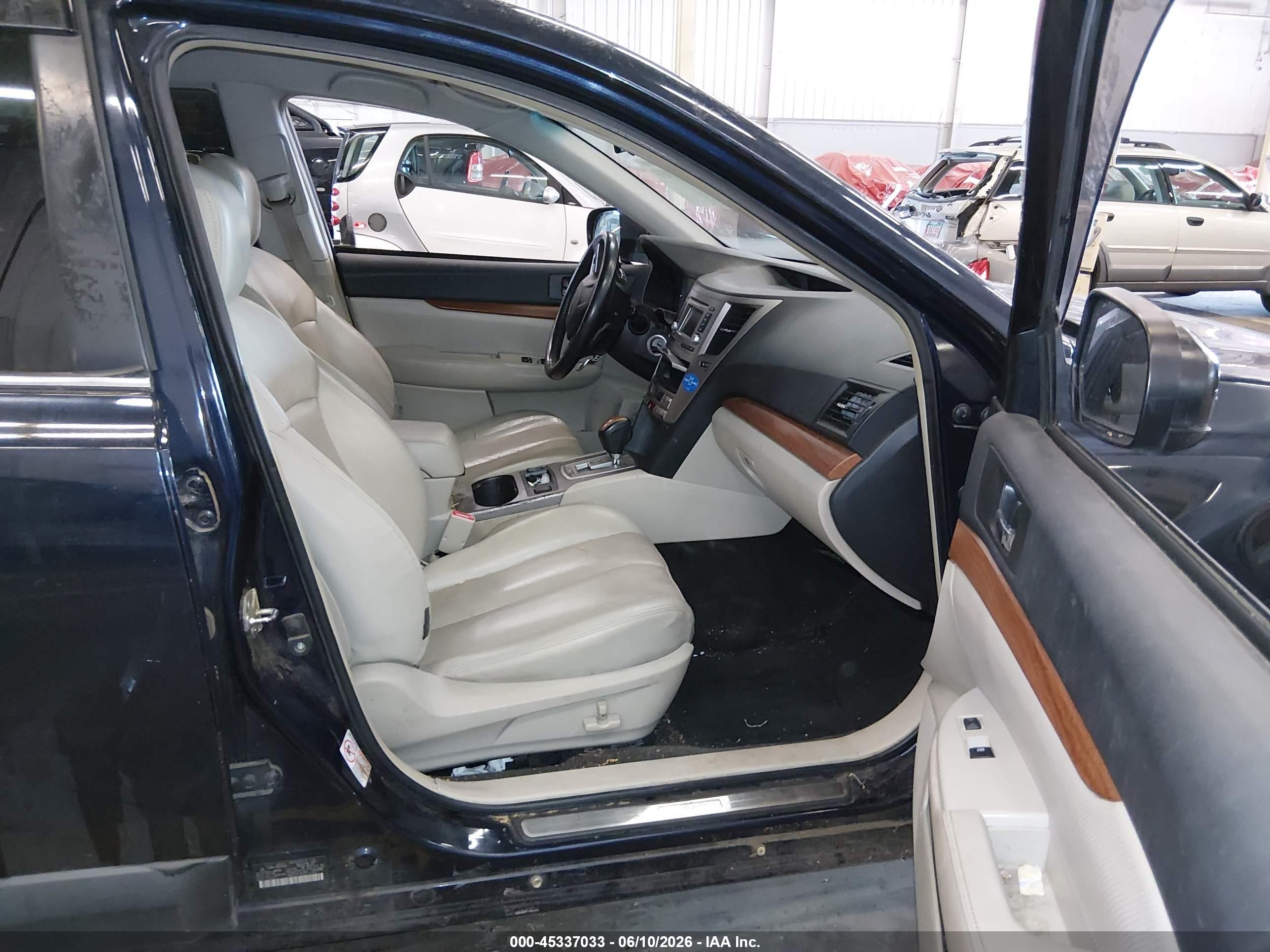 2013 Subaru Outback 2.5i Limited Blue vin: 4S4BRBJC4D3224097