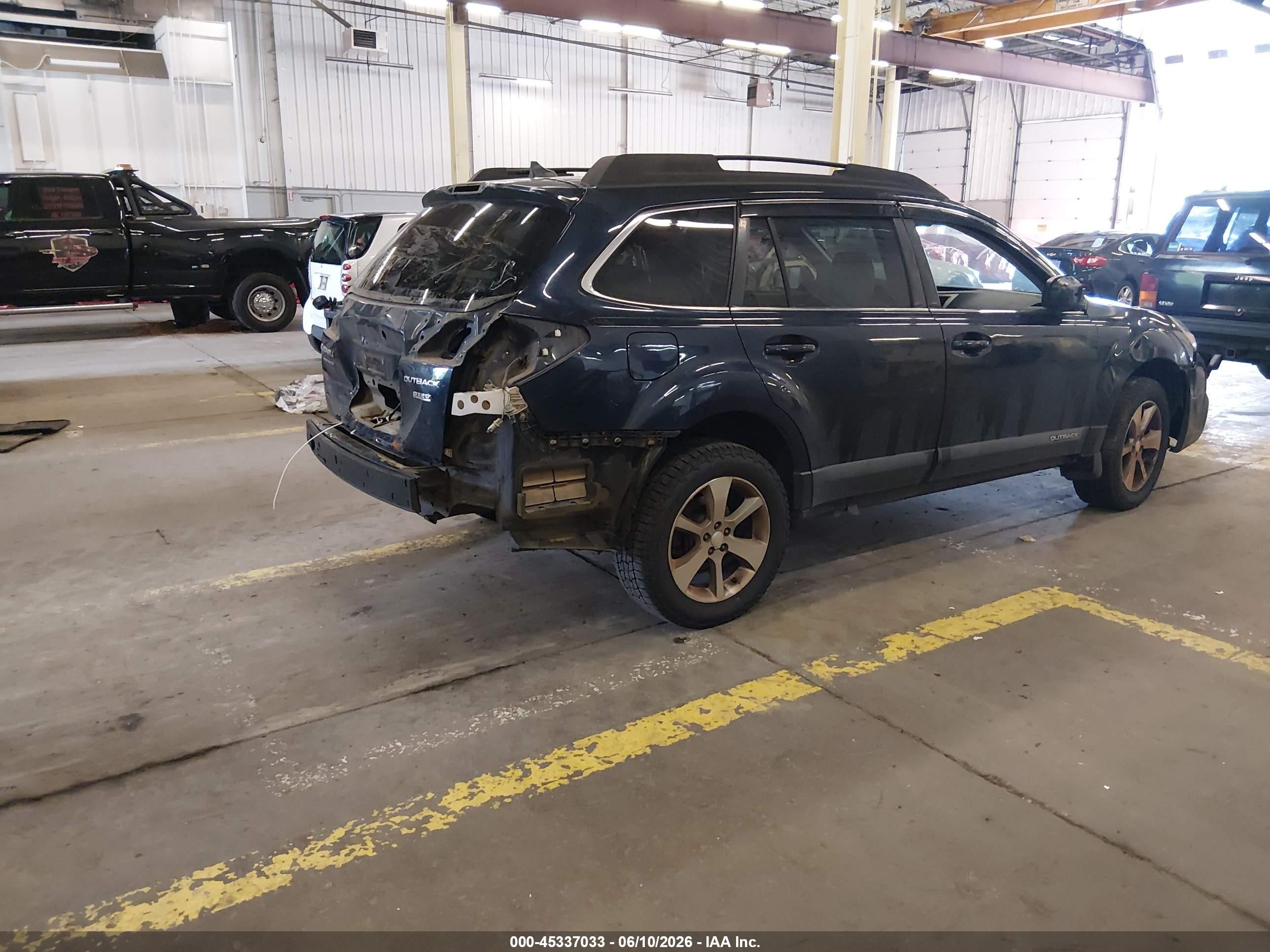 2013 Subaru Outback 2.5i Limited Blue vin: 4S4BRBJC4D3224097
