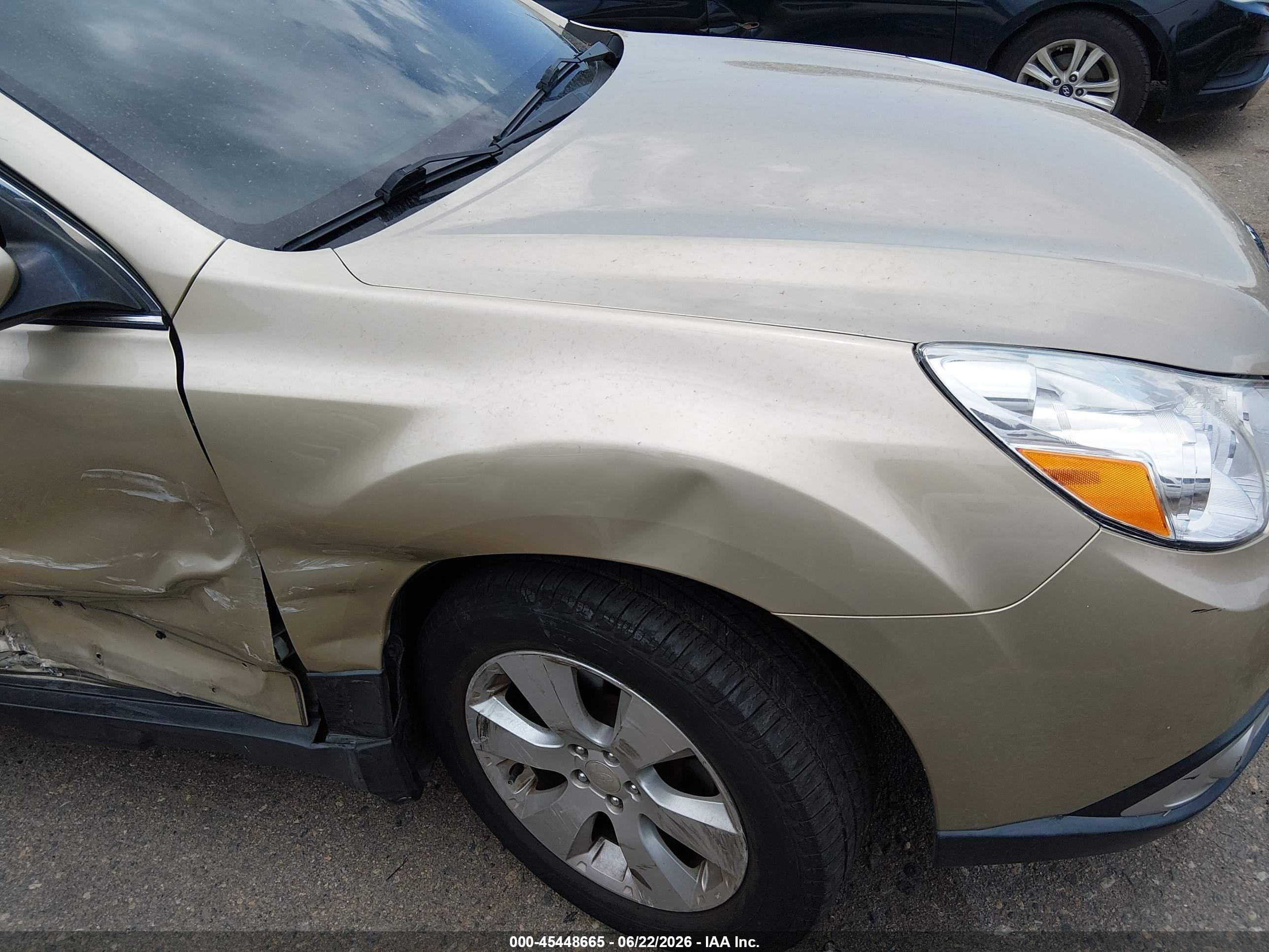 2010 Subaru Outback 2.5i Limited Gold vin: 4S4BRBJC6A3322432