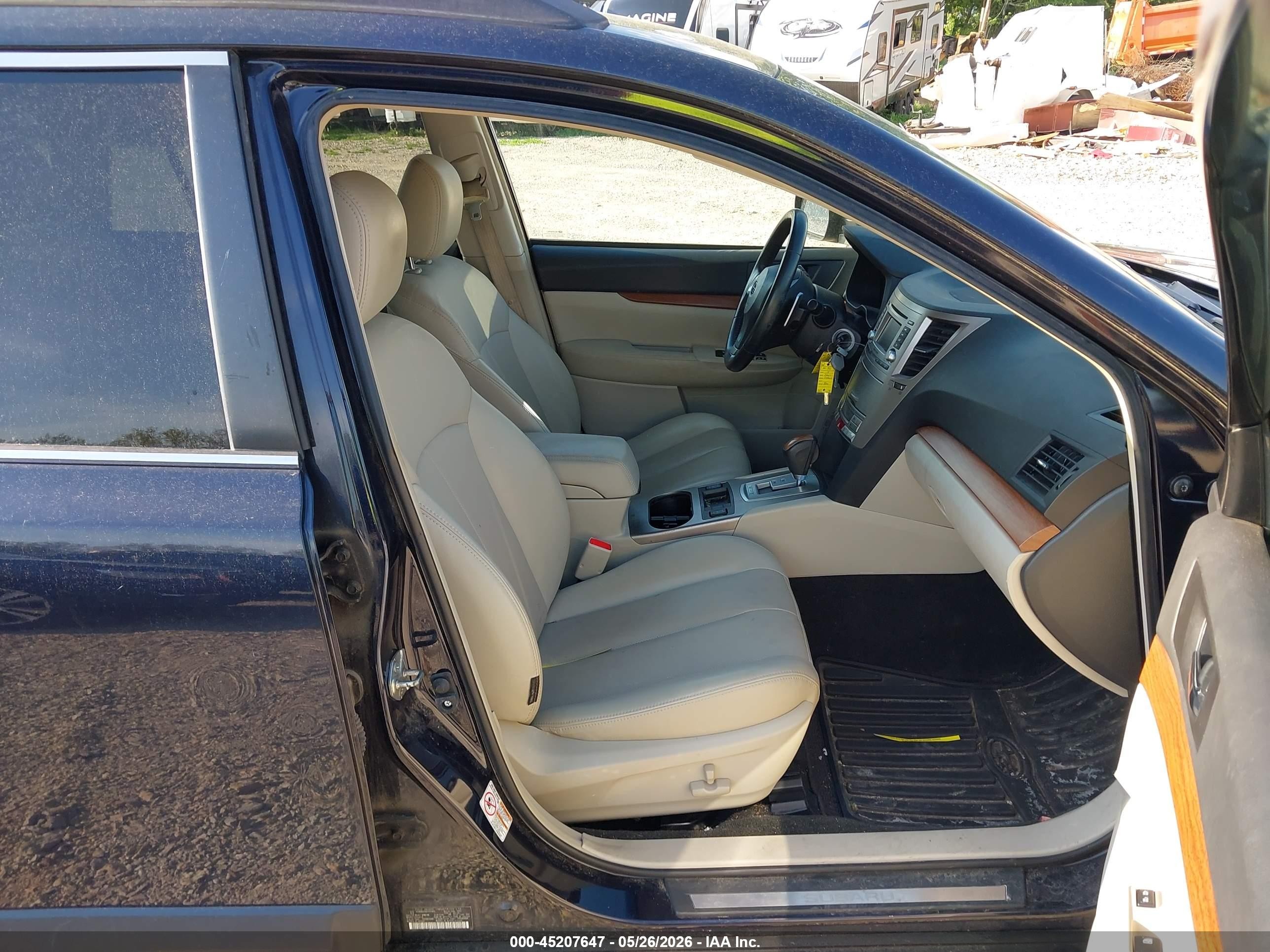 2013 Subaru Outback 2.5i Limited Navy vin: 4S4BRBJC6D3201663