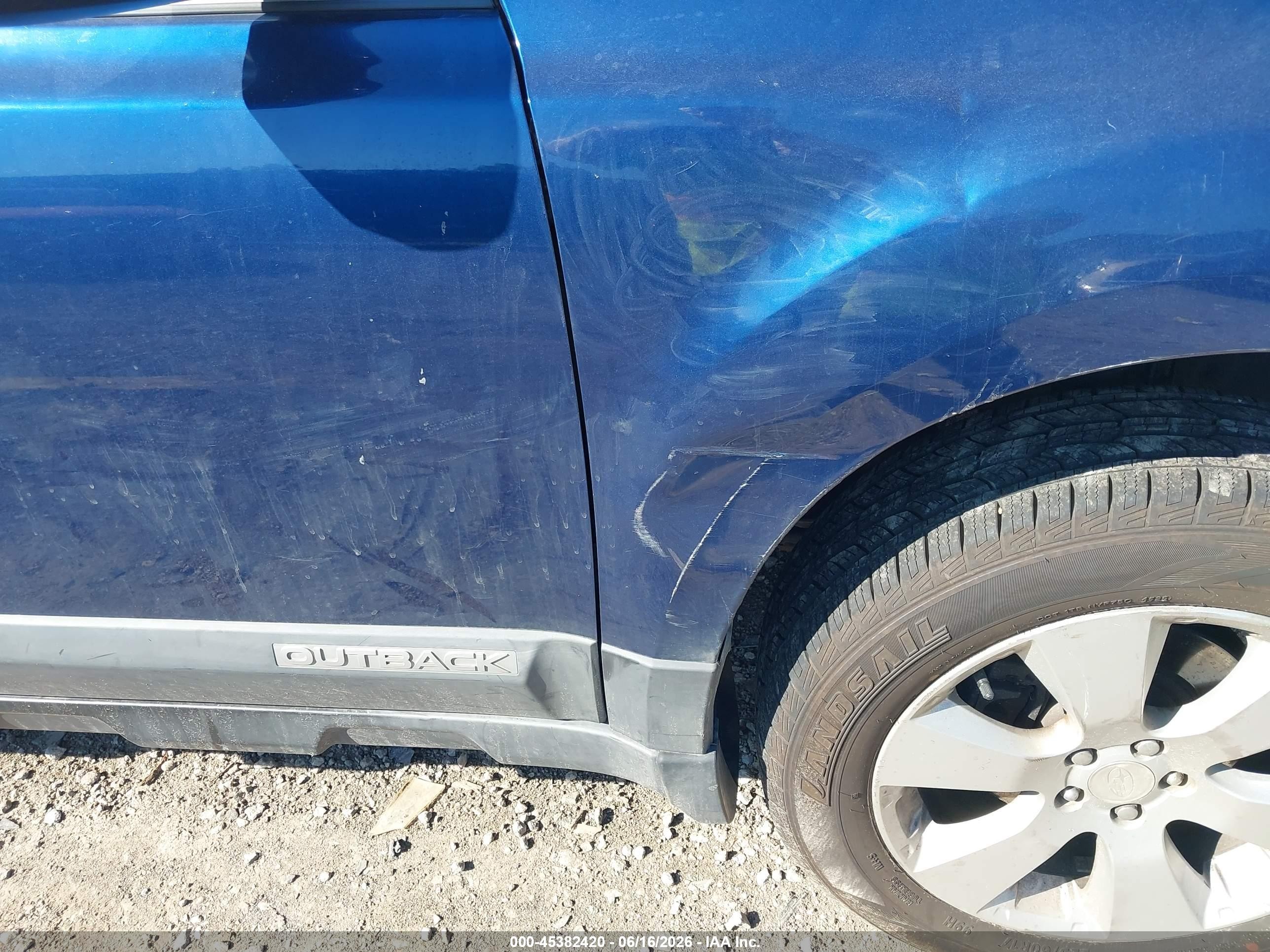 2010 Subaru Outback 2.5i Limited Blue vin: 4S4BRBJC7A3377973