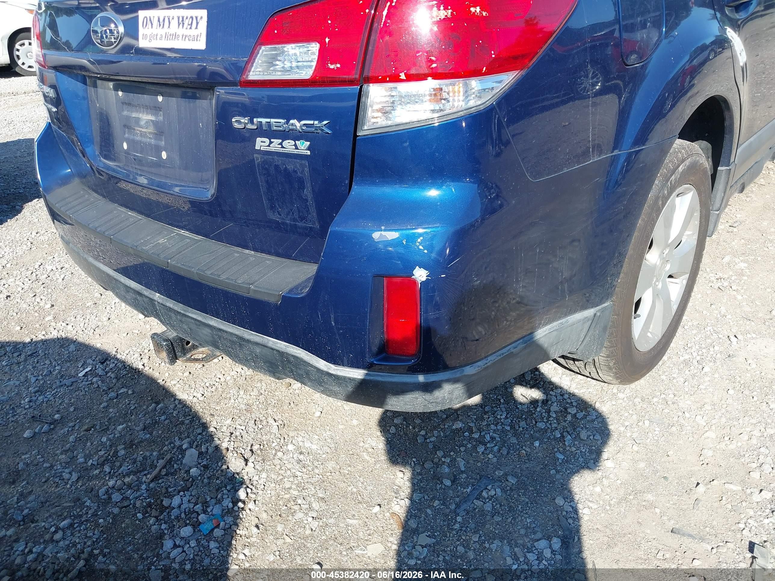 2010 Subaru Outback 2.5i Limited Blue vin: 4S4BRBJC7A3377973