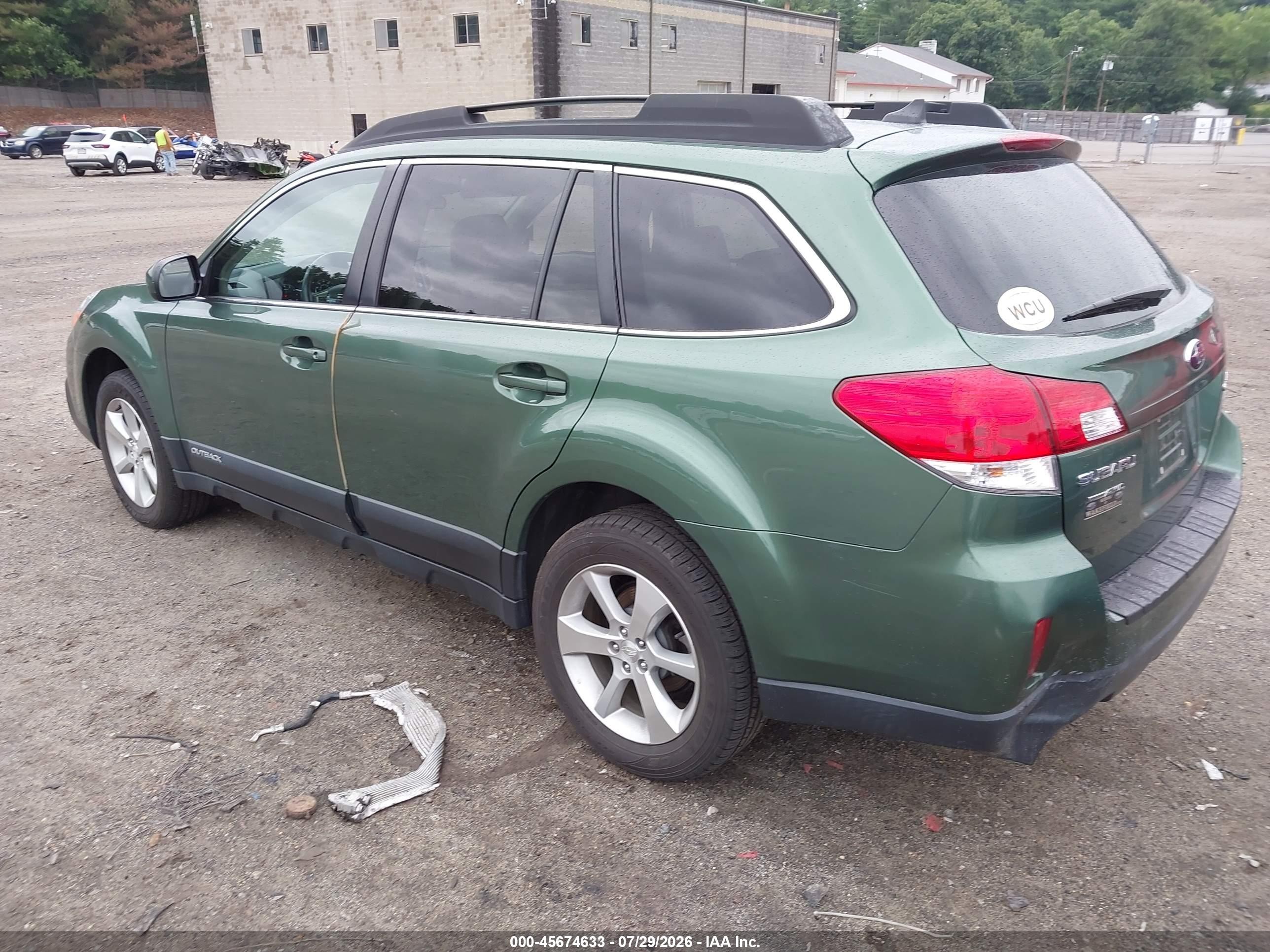 2013 Subaru Outback 2.5i Limited Green vin: 4S4BRBJC8D3297893