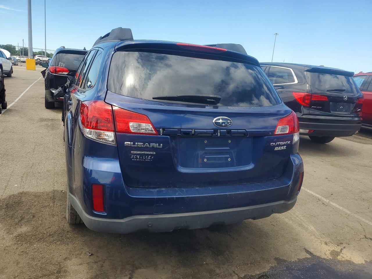 2010 Subaru Outback 2.5i Limited Blue vin: 4S4BRBJCXA3345101