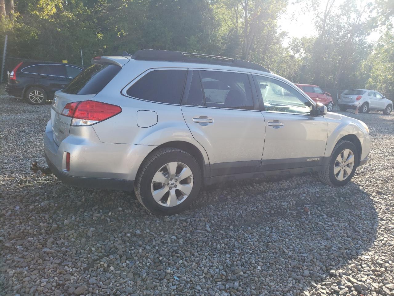 2012 Subaru Outback 2.5i Limited Silver vin: 4S4BRBJCXC3256390