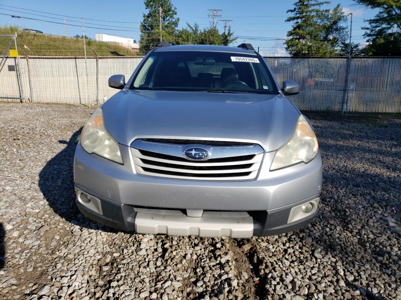 2012 Subaru Outback 2.5i Limited Silver vin: 4S4BRBJCXC3256390