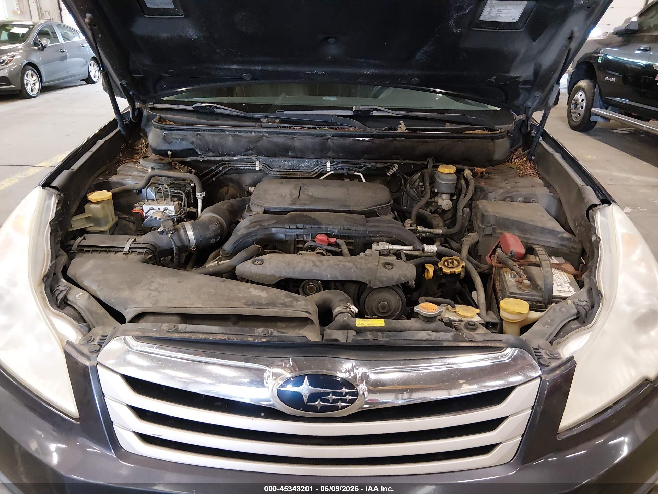 2010 Subaru Outback 2.5i Limited Gray vin: 4S4BRBKC0A3348751