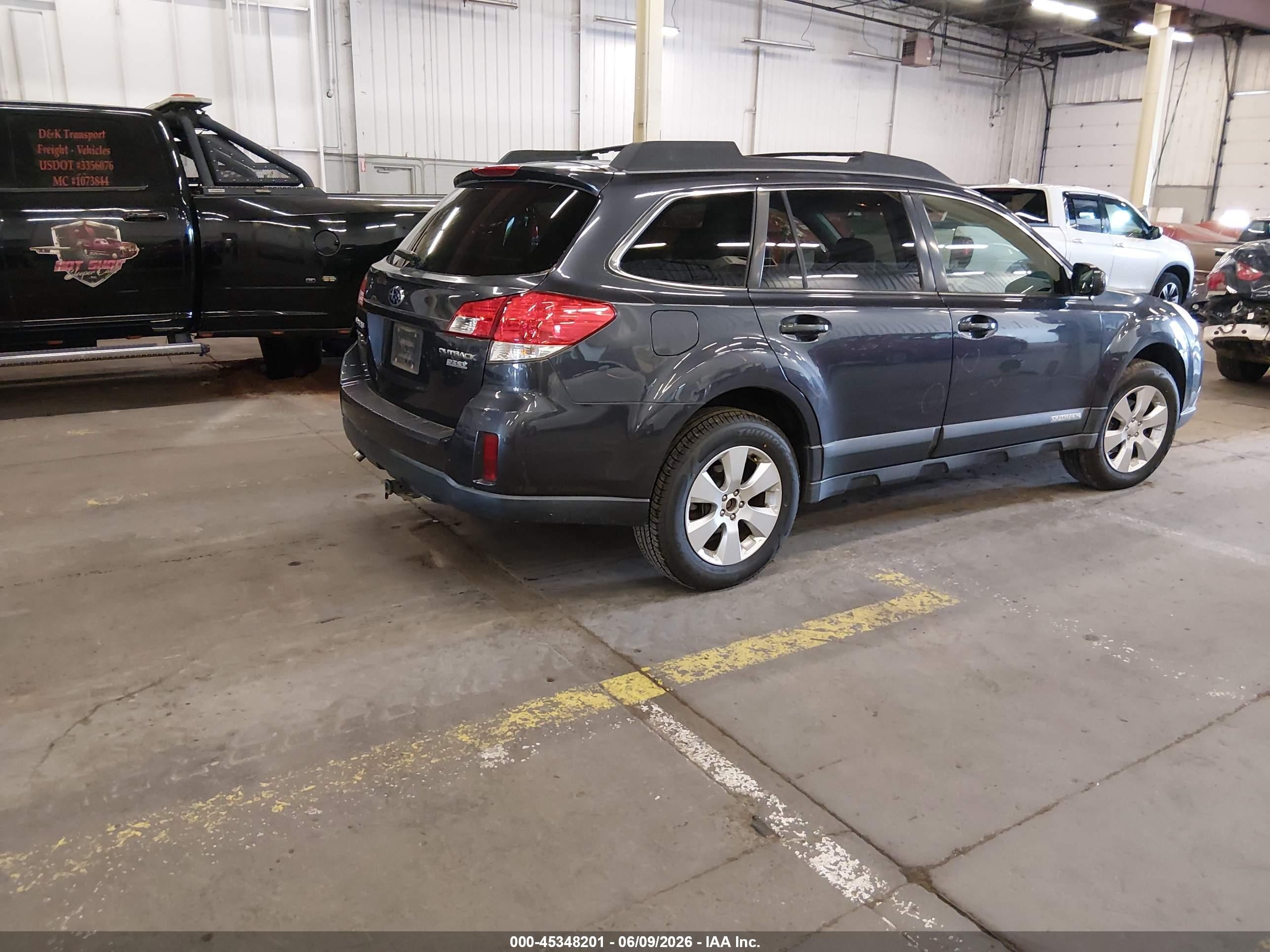 2010 Subaru Outback 2.5i Limited Gray vin: 4S4BRBKC0A3348751