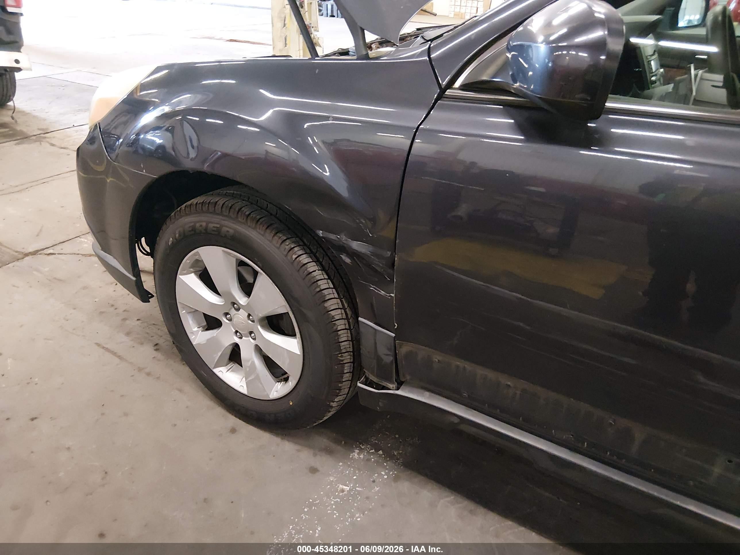 2010 Subaru Outback 2.5i Limited Gray vin: 4S4BRBKC0A3348751