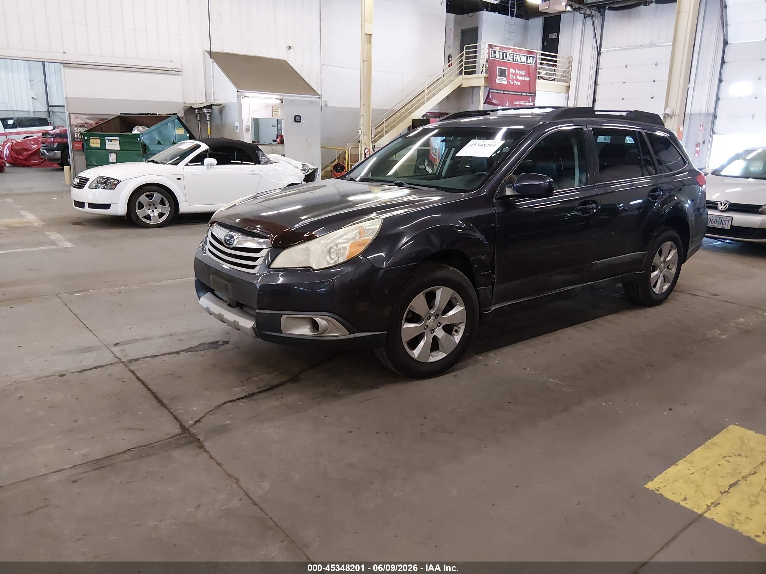 2010 Subaru Outback 2.5i Limited Gray vin: 4S4BRBKC0A3348751