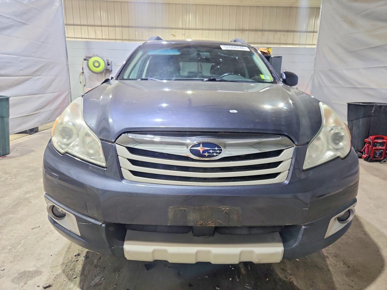 2010 Subaru Outback 2.5i Limited Gray vin: 4S4BRBKC0A3371382
