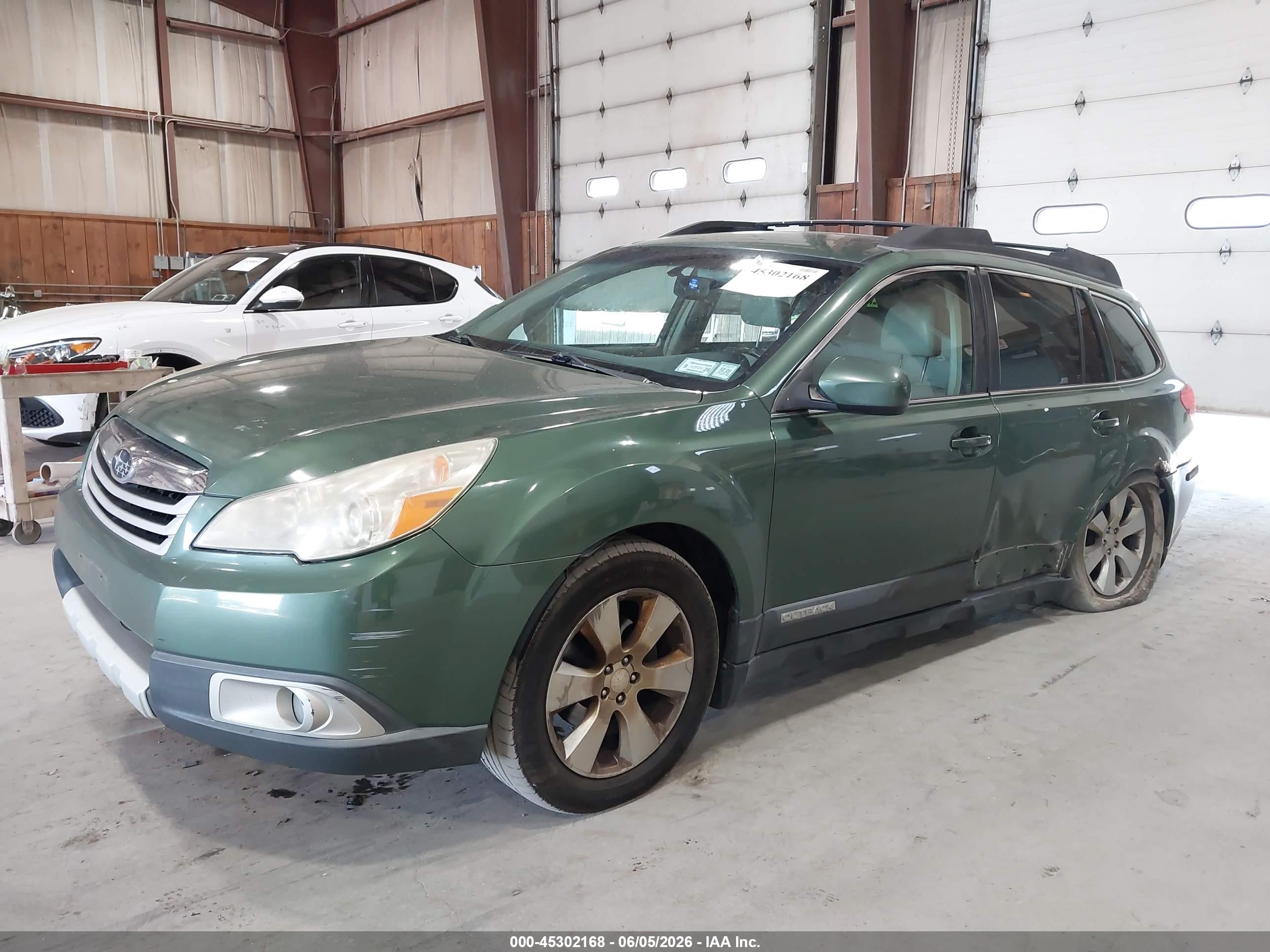 2011 Subaru Outback 2.5i Limited Green vin: 4S4BRBKC0B3390547