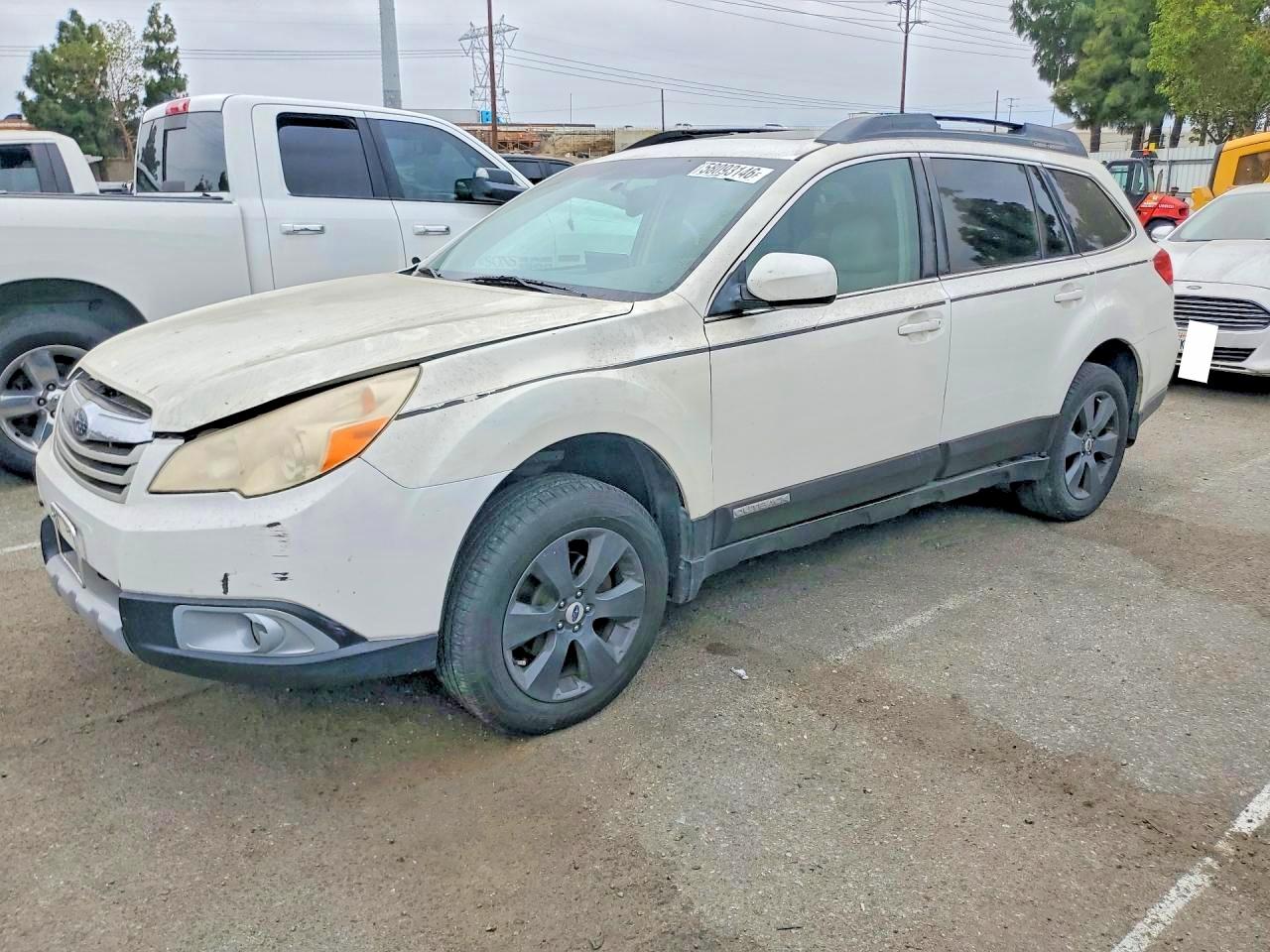 2011 Subaru Outback 2.5i Limited White vin: 4S4BRBKC0B3444431