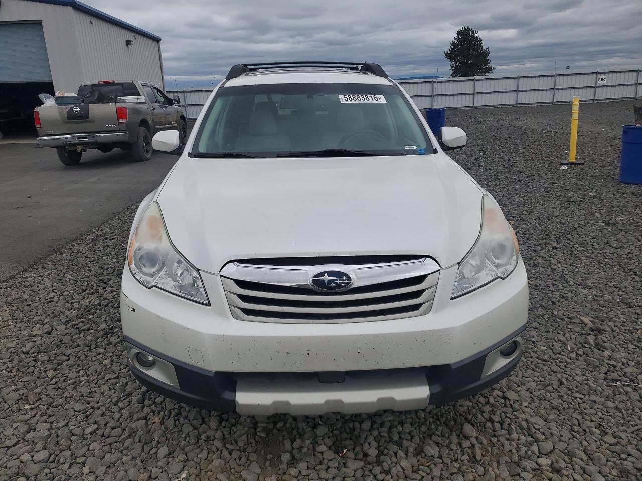 2012 Subaru Outback 2.5i Limited White vin: 4S4BRBKC0C3201798