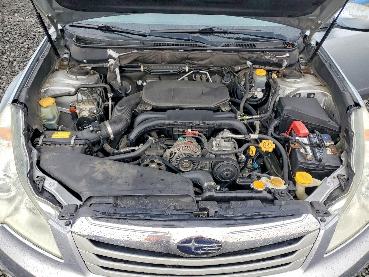 2012 Subaru Outback 2.5i Limited Silver vin: 4S4BRBKC0C3233280