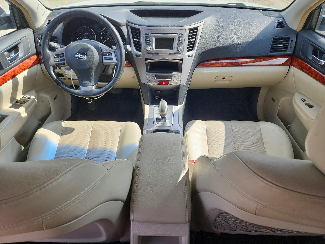 2012 Subaru Outback 2.5i Limited Белый vin: 4S4BRBKC0C3234073