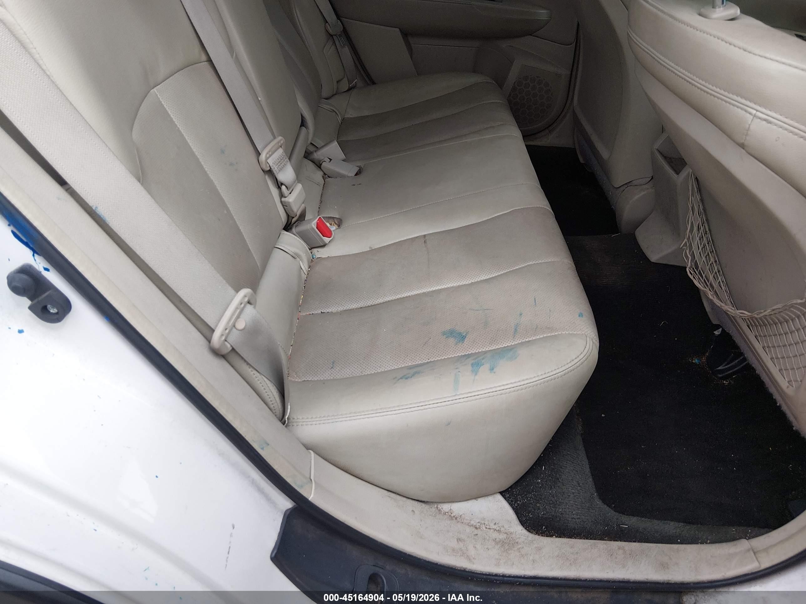 2012 Subaru Outback 2.5i Limited White vin: 4S4BRBKC0C3270720