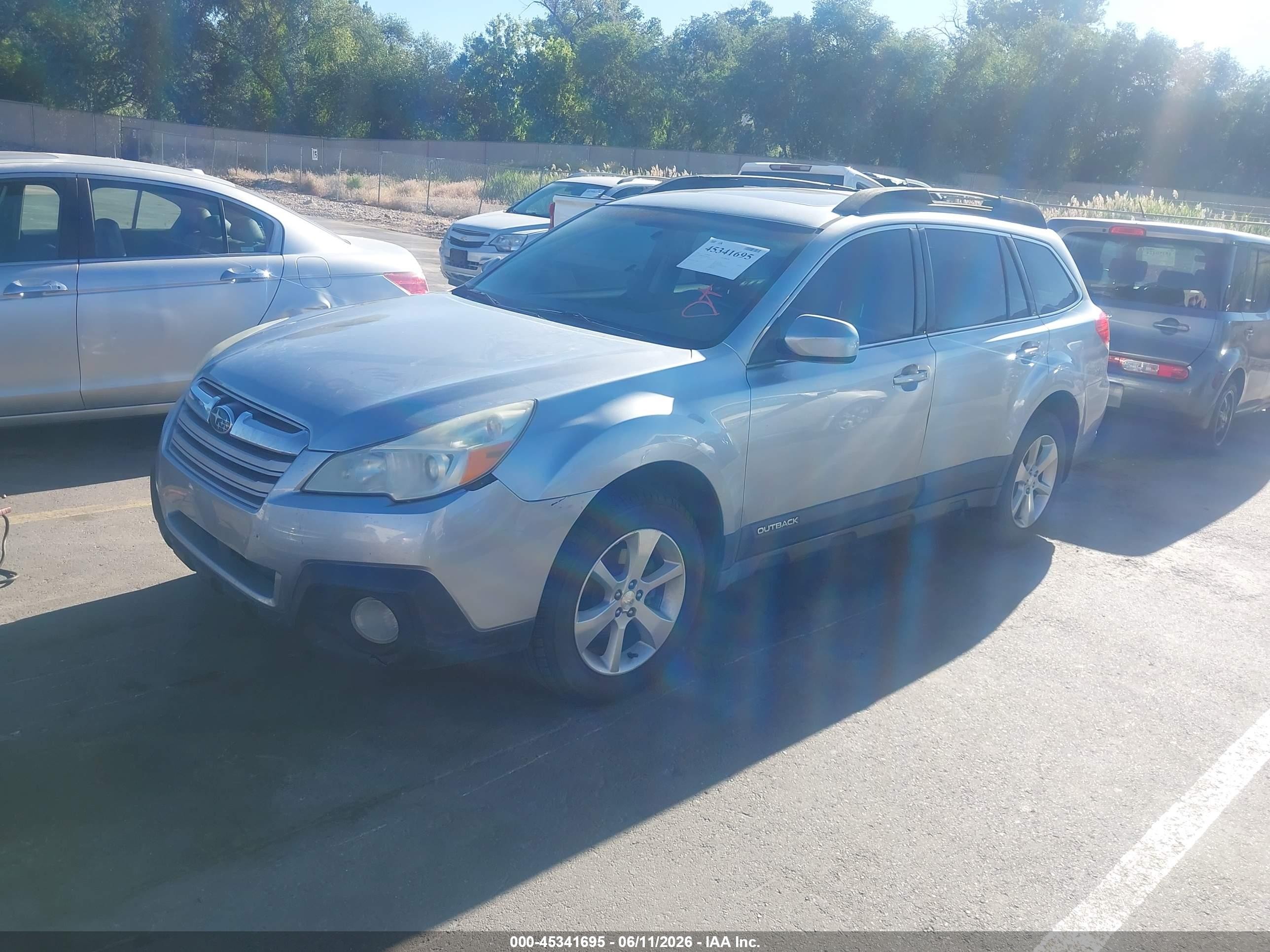 2013 Subaru Outback 2.5i Limited Черный vin: 4S4BRBKC0D3209840