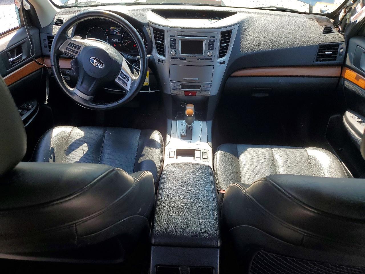 2013 Subaru Outback 2.5i Limited Серебряный vin: 4S4BRBKC0D3213452
