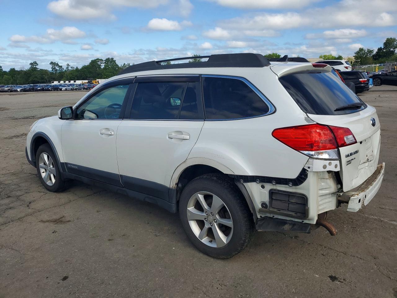 2013 Subaru Outback 2.5i Limited White vin: 4S4BRBKC0D3289723