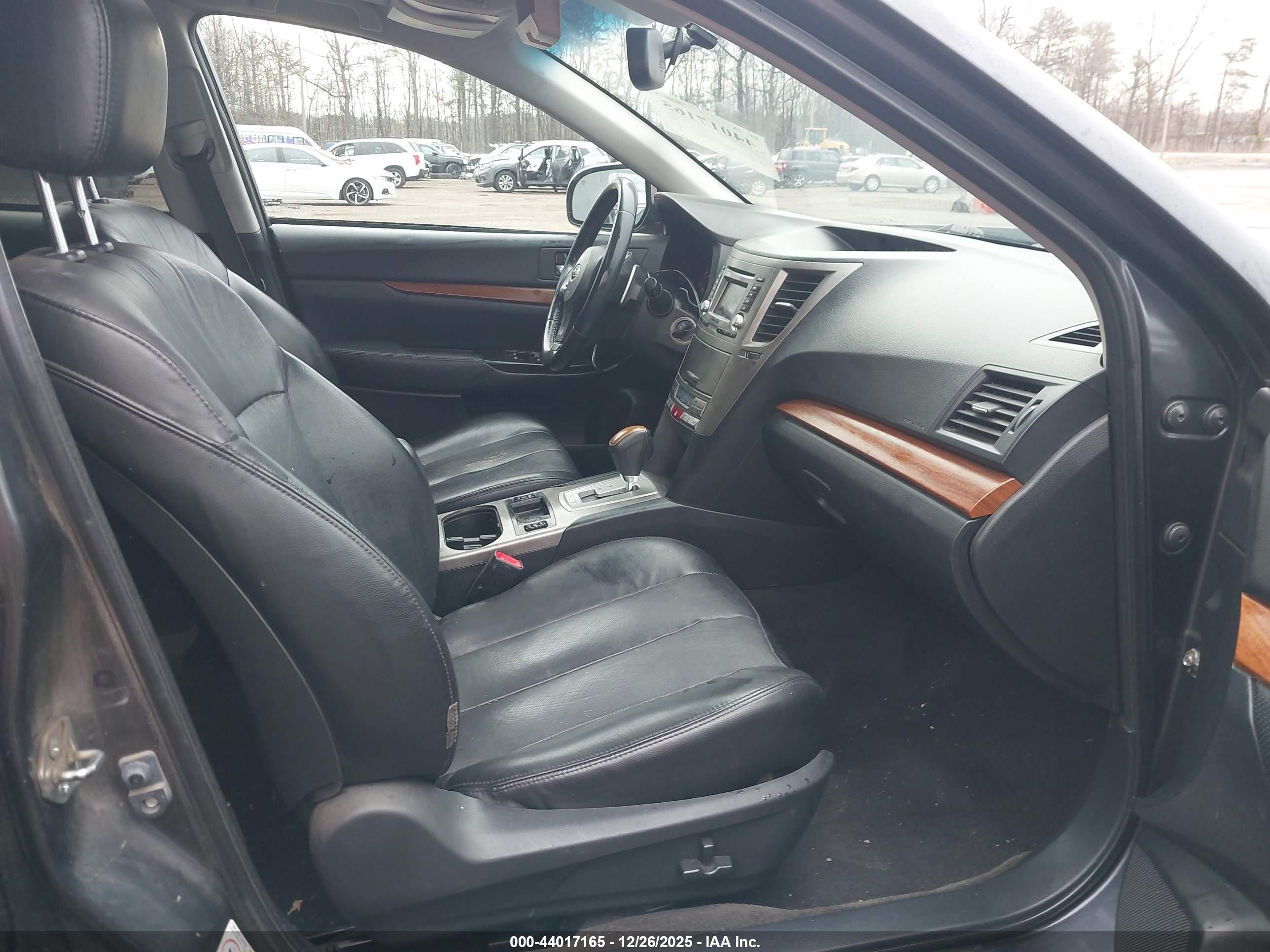 2013 Subaru Outback 2.5i Limited Gray vin: 4S4BRBKC0D3290788