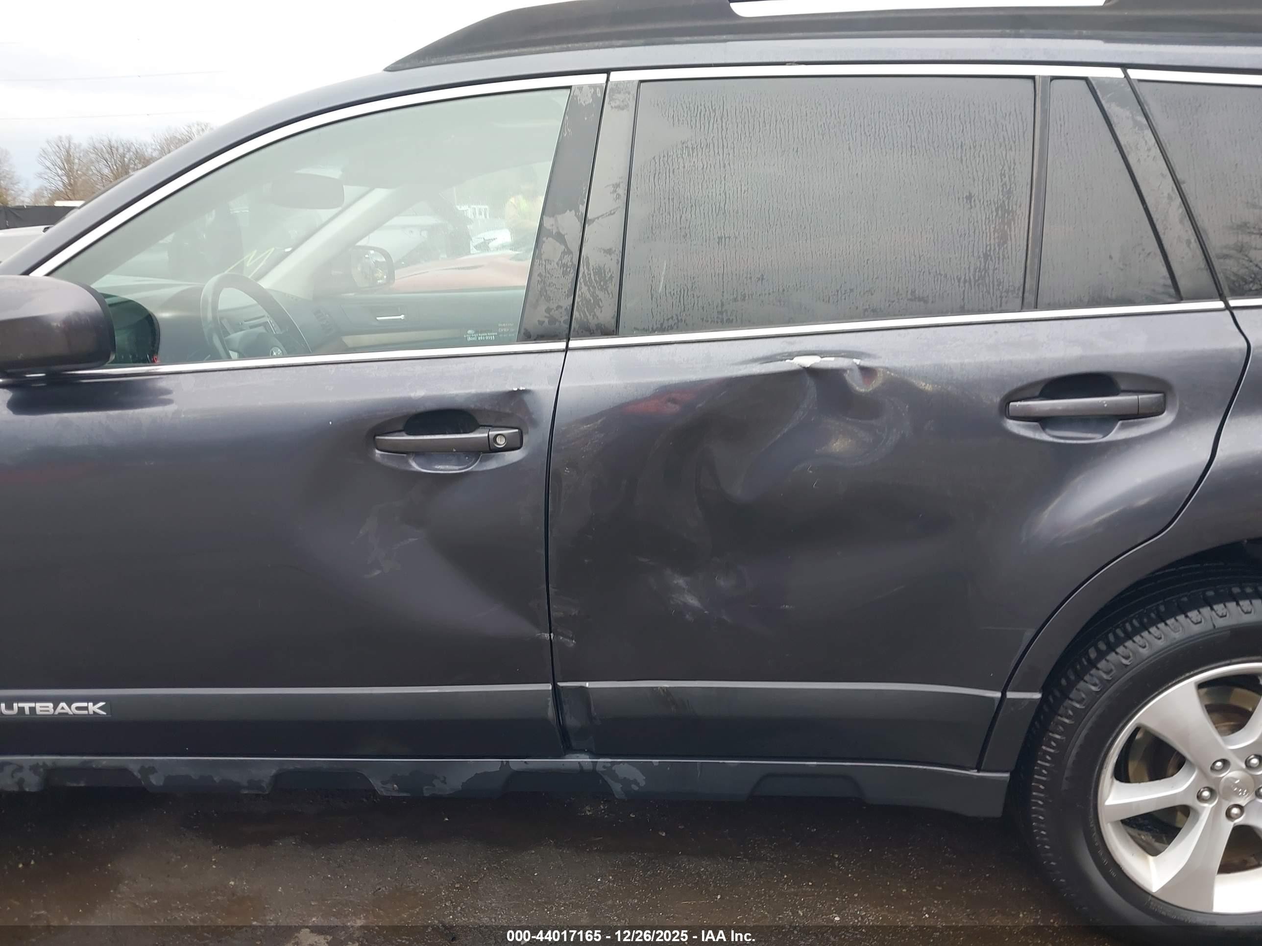 2013 Subaru Outback 2.5i Limited Gray vin: 4S4BRBKC0D3290788