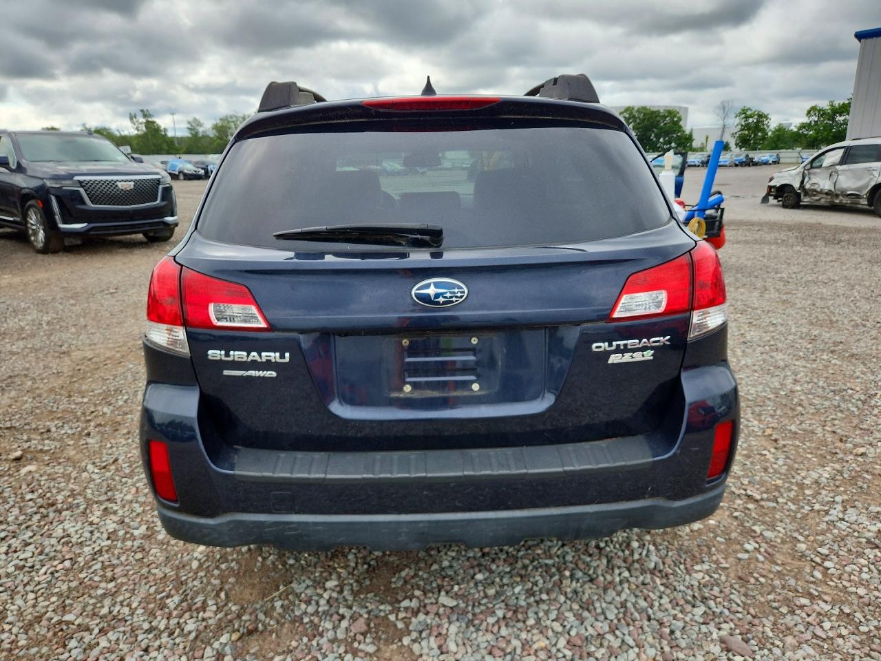 2013 Subaru Outback 2.5i Limited Blue vin: 4S4BRBKC0D3295540