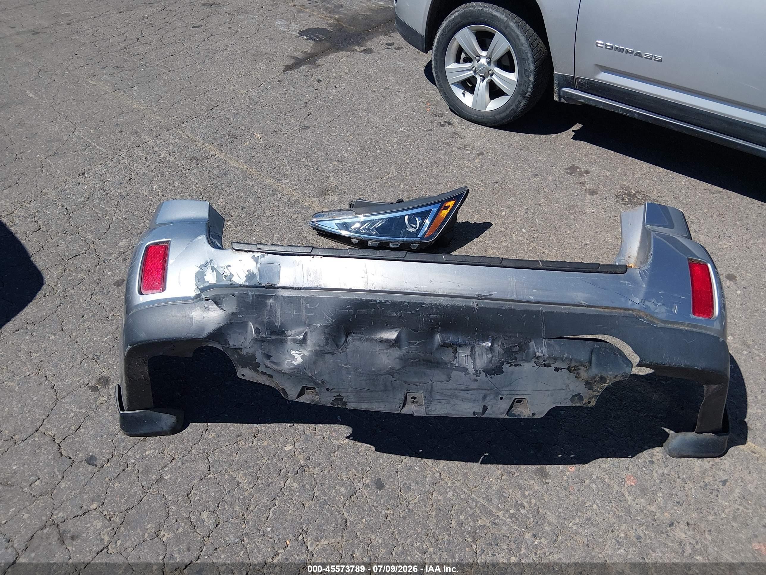 2010 Subaru Outback 2.5i Limited Серебряный vin: 4S4BRBKC1A3327441