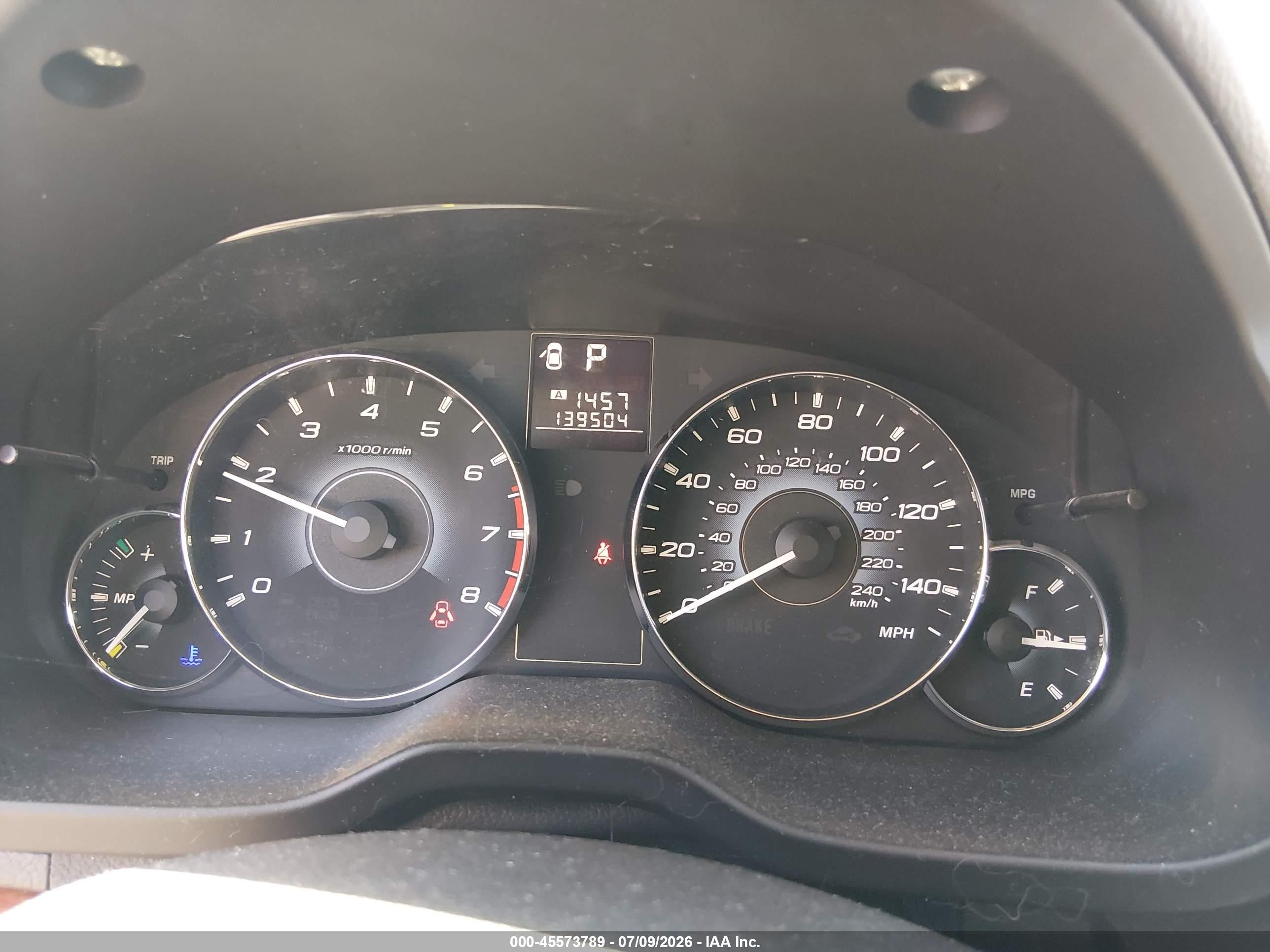 2010 Subaru Outback 2.5i Limited Серебряный vin: 4S4BRBKC1A3327441