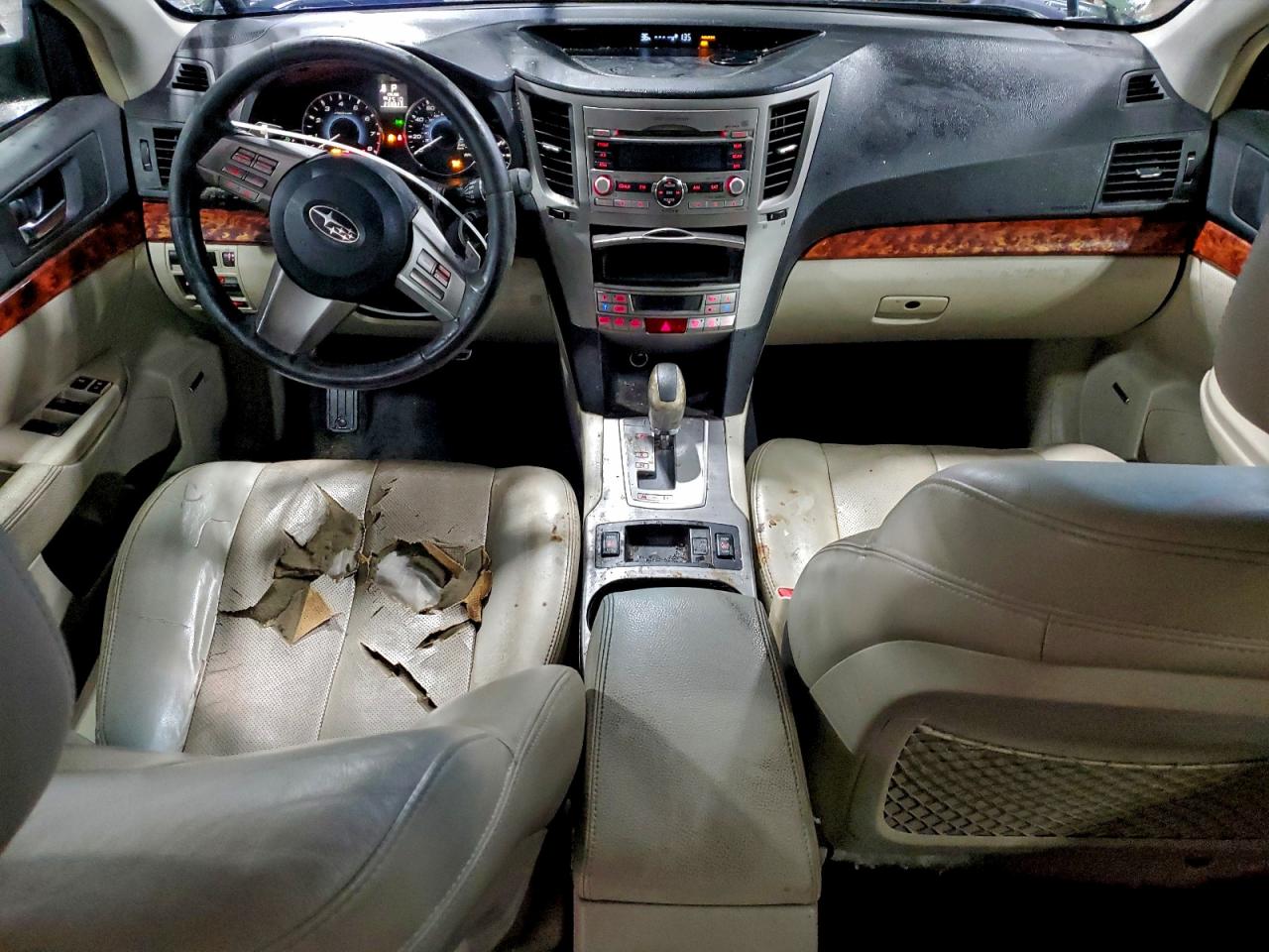 2010 Subaru Outback 2.5i Limited Green vin: 4S4BRBKC1A3386358
