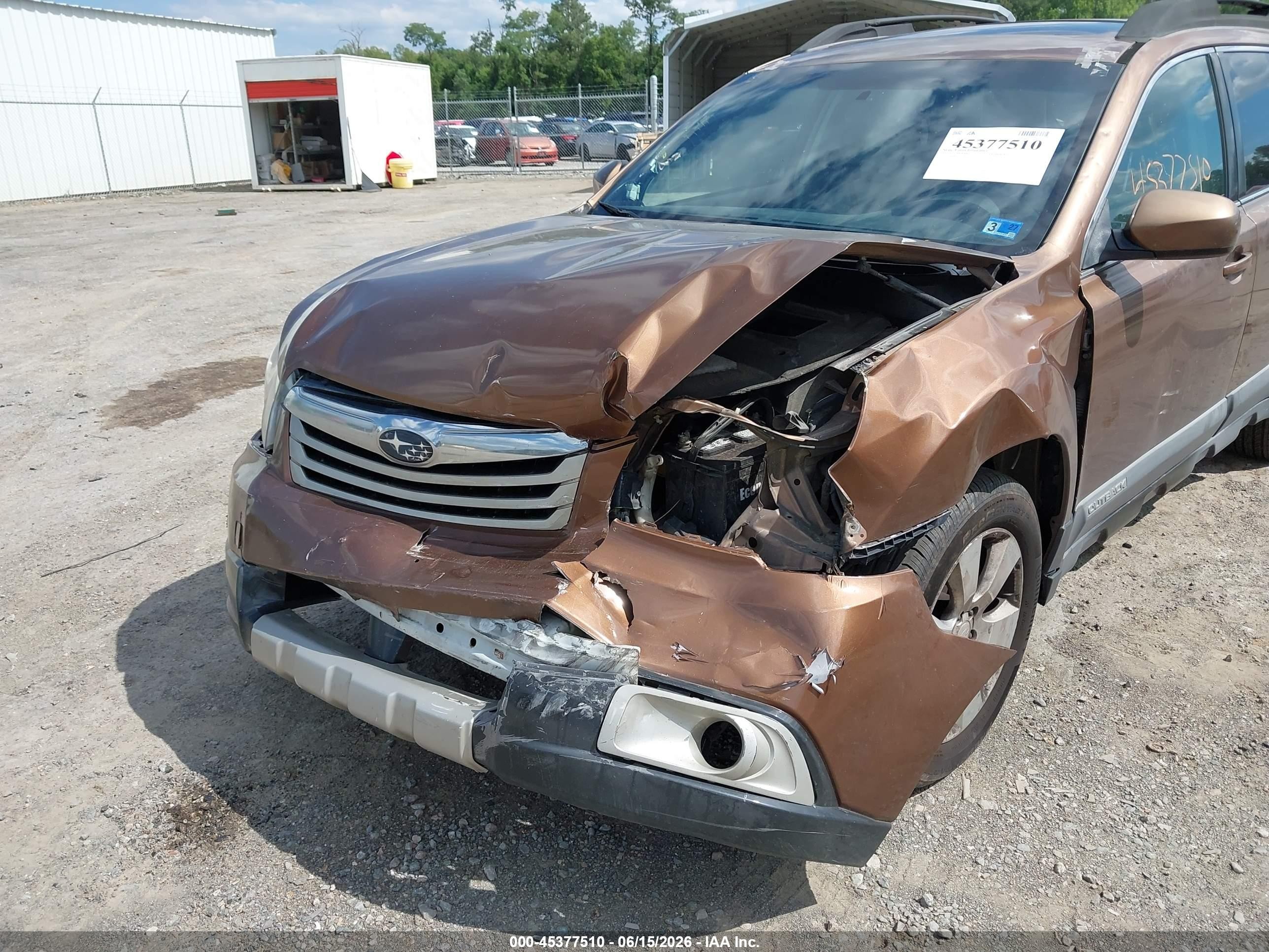 2011 Subaru Outback 2.5i Limited Brown vin: 4S4BRBKC1B3390377