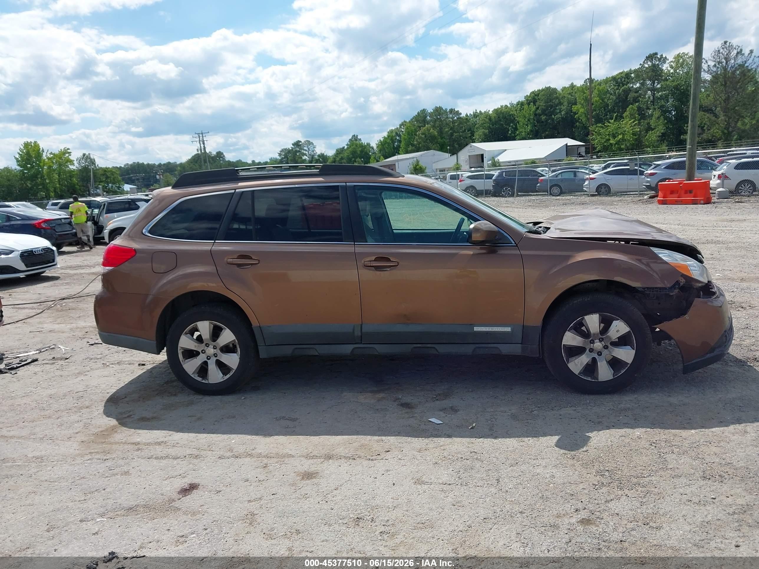 2011 Subaru Outback 2.5i Limited Brown vin: 4S4BRBKC1B3390377