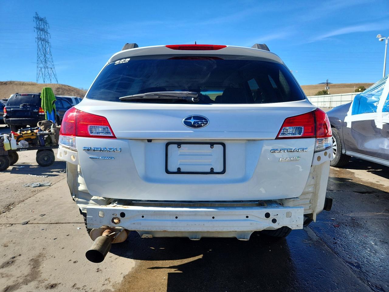2012 Subaru Outback 2.5i Limited Белый vin: 4S4BRBKC1C3283640