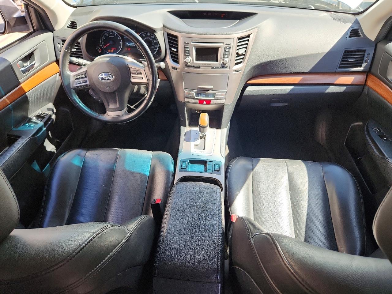 2013 Subaru Outback 2.5i Limited Silver vin: 4S4BRBKC1D3228235
